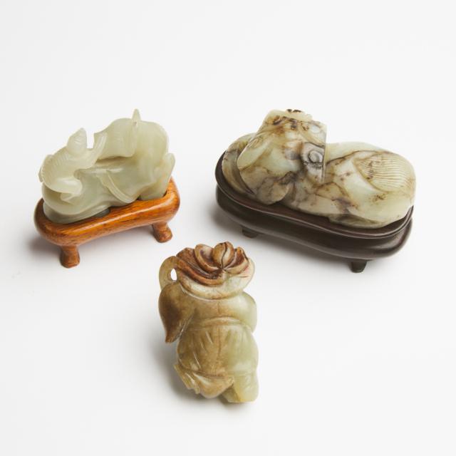 A Group of Three Jade Carvings, Ming Dynasty (1368-1644)
