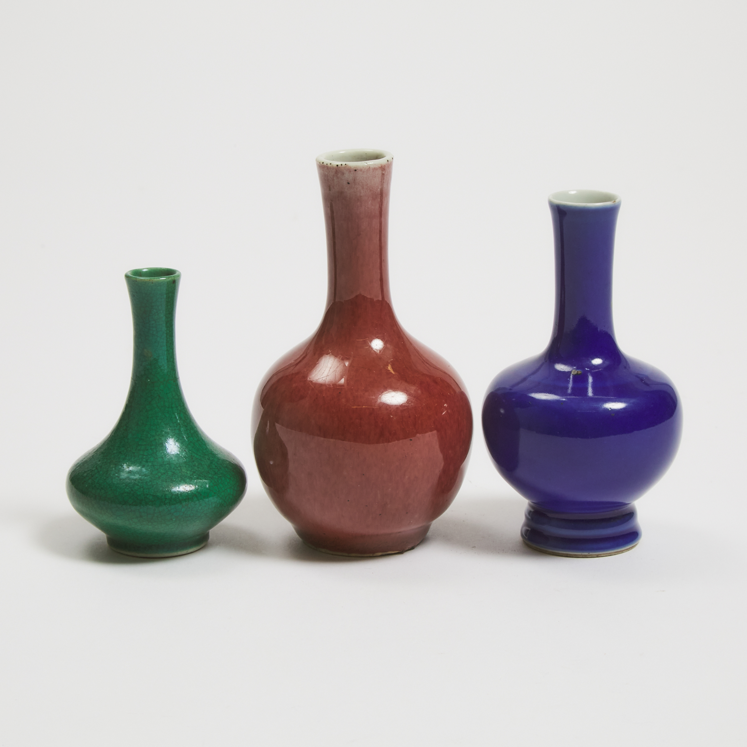 A Group of Three Miniature Monochrome-Glazed Vases, 18th/19th Century