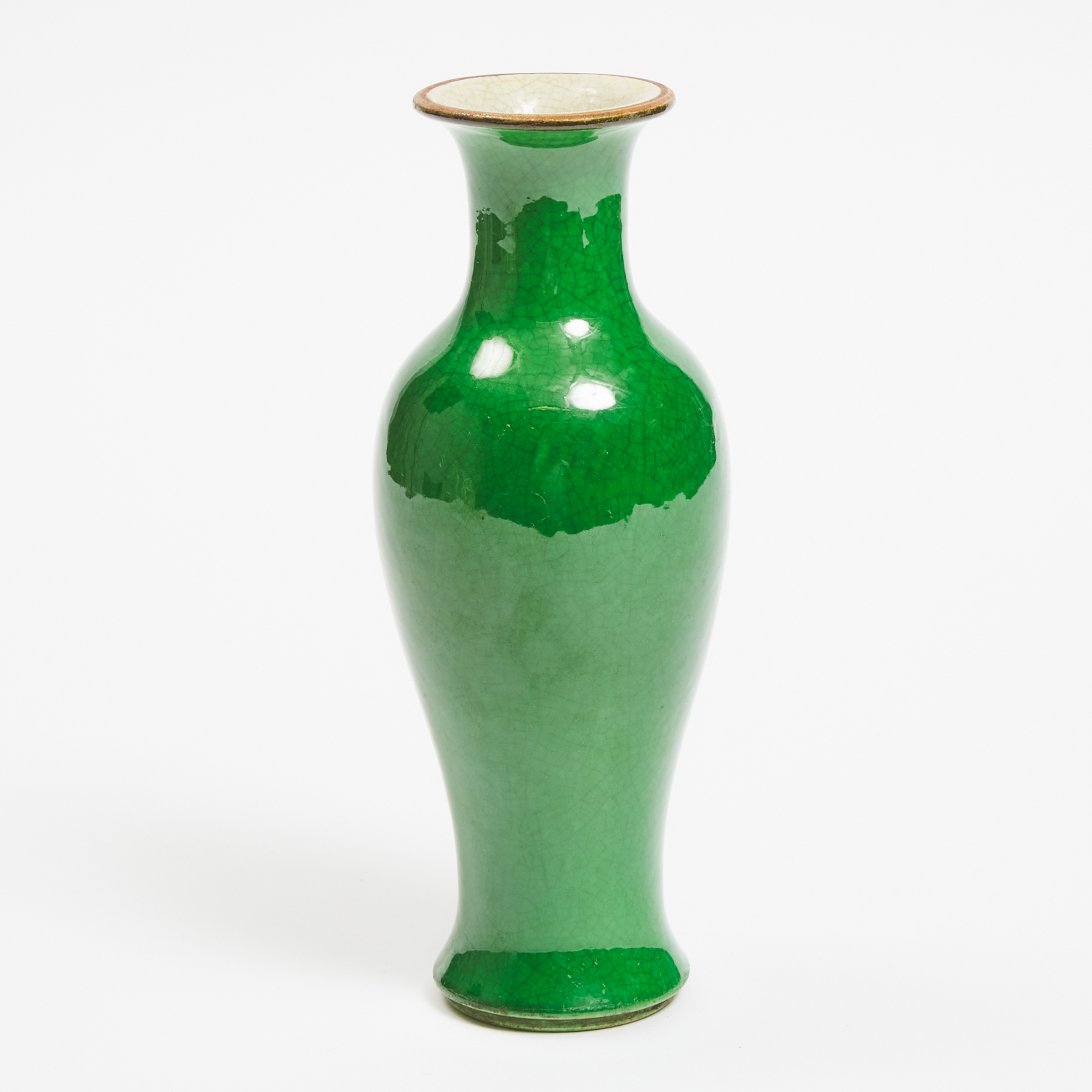 An Apple-Green Crackle-Glazed Baluster Vase, 19th/20th Century