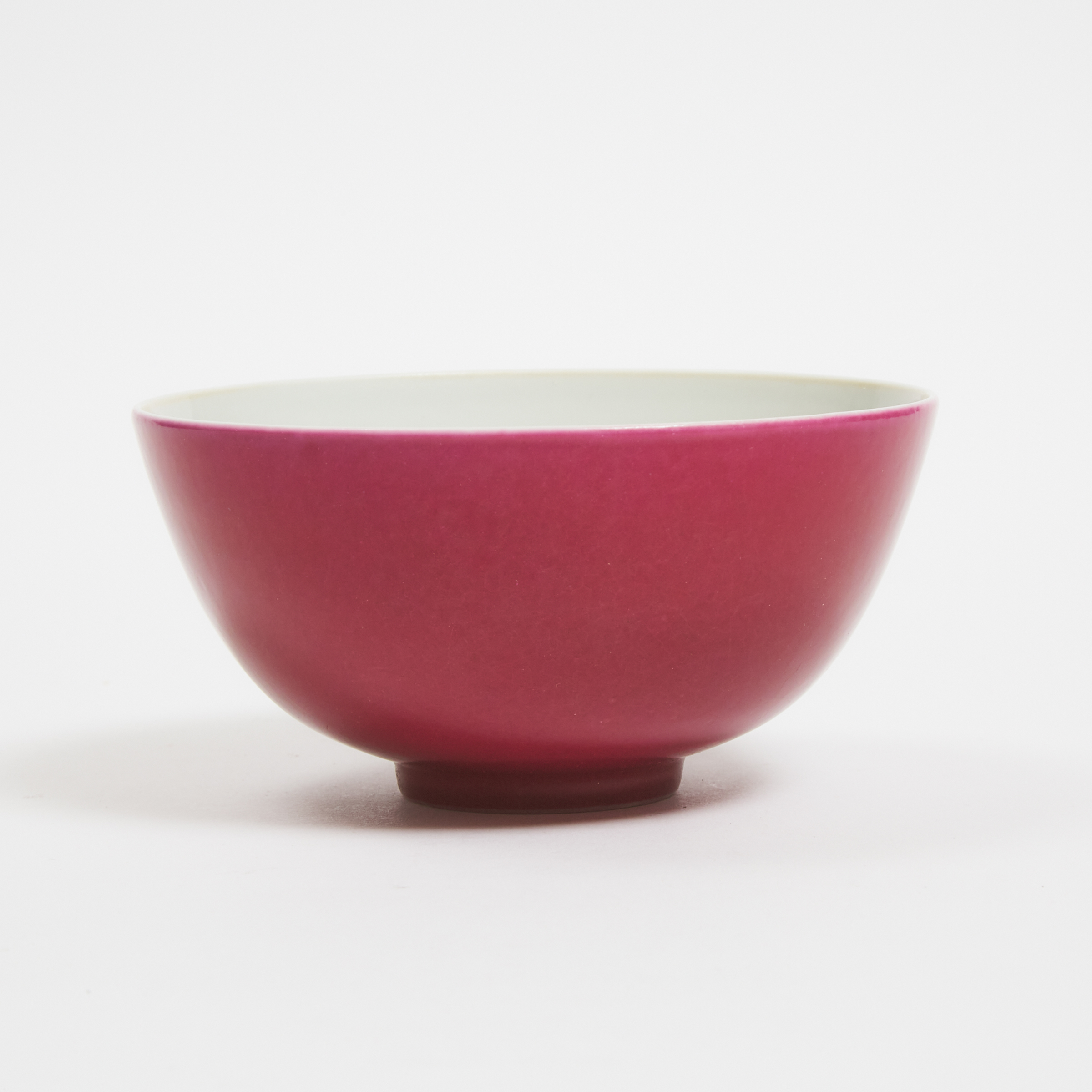 A Famille Rose Ruby-Pink Enameled 'Lotus and Dragonfly' Bowl, Yongzheng Mark, 20th Century