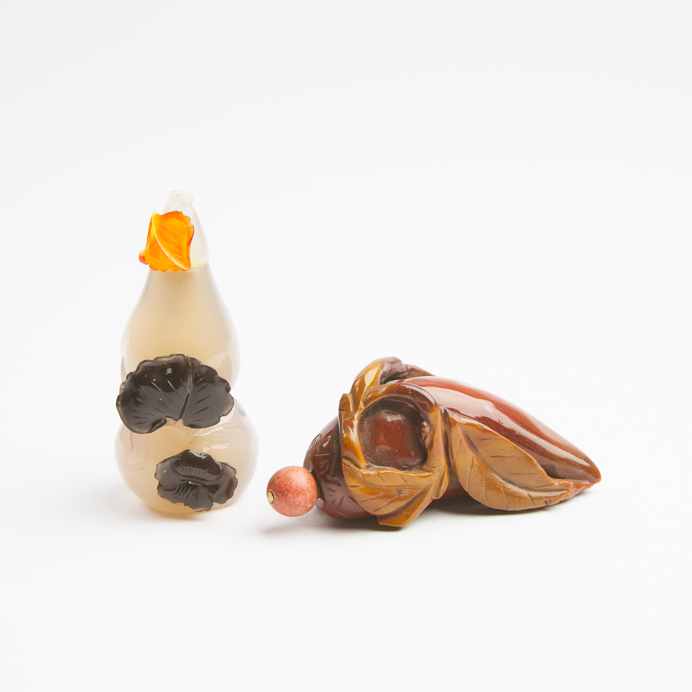 Two Carved Agate 'Double Gourd' and 'Melon' Snuff Bottles, 19th Century