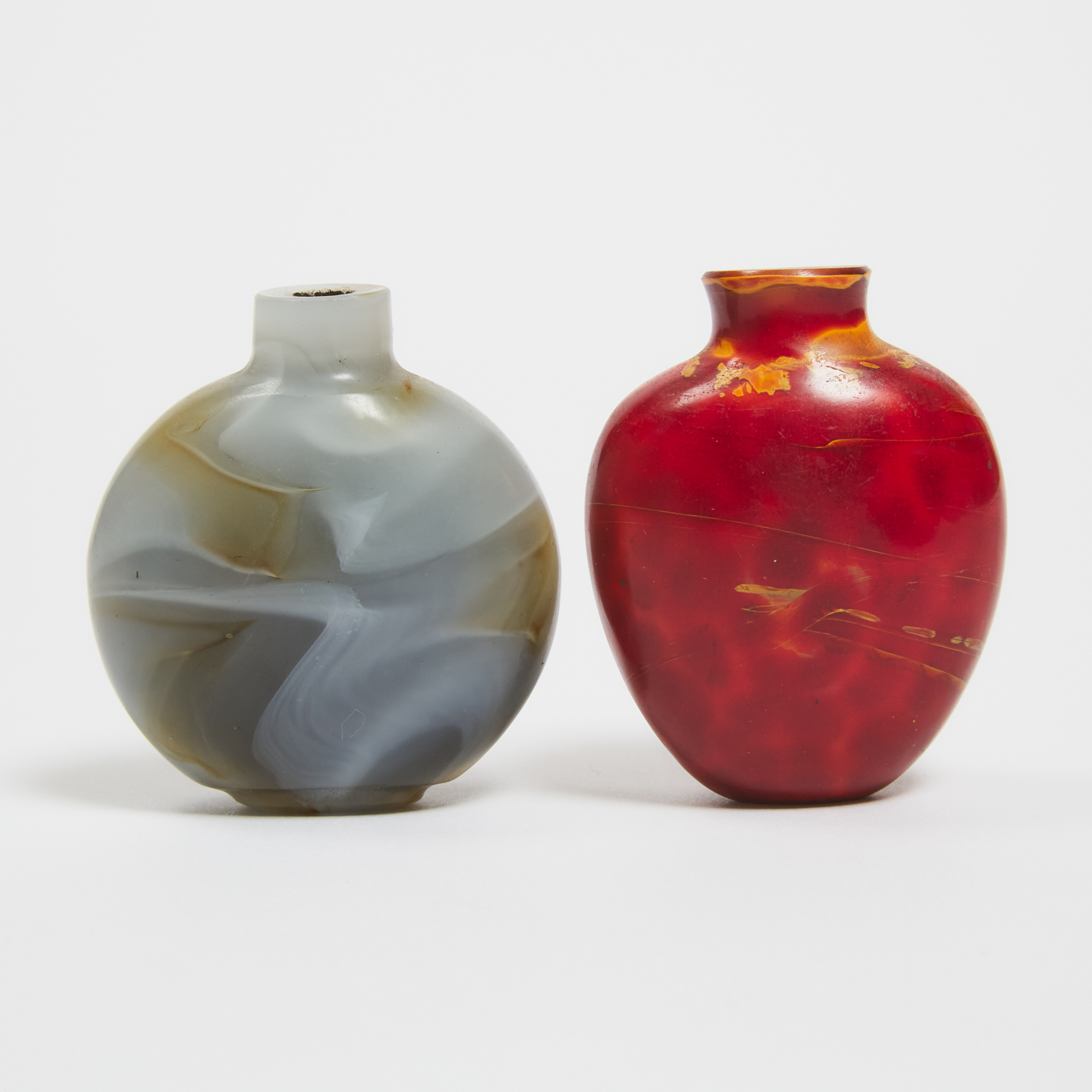 An Imitation-Realgar Glass Snuff Bottle, Together With an Imitation-Agate Glass Snuff Bottle, 19th Century