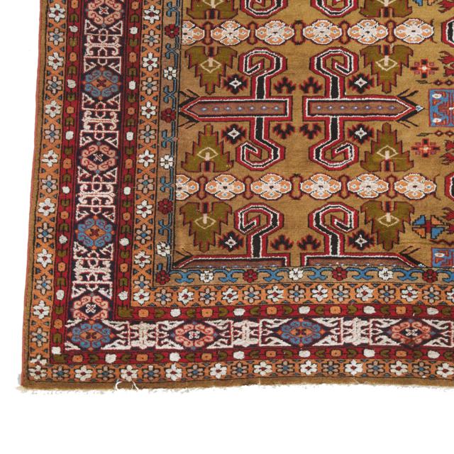 Fine Indian Kashmir Shirvan Perpedile Design Carpet, c.1960