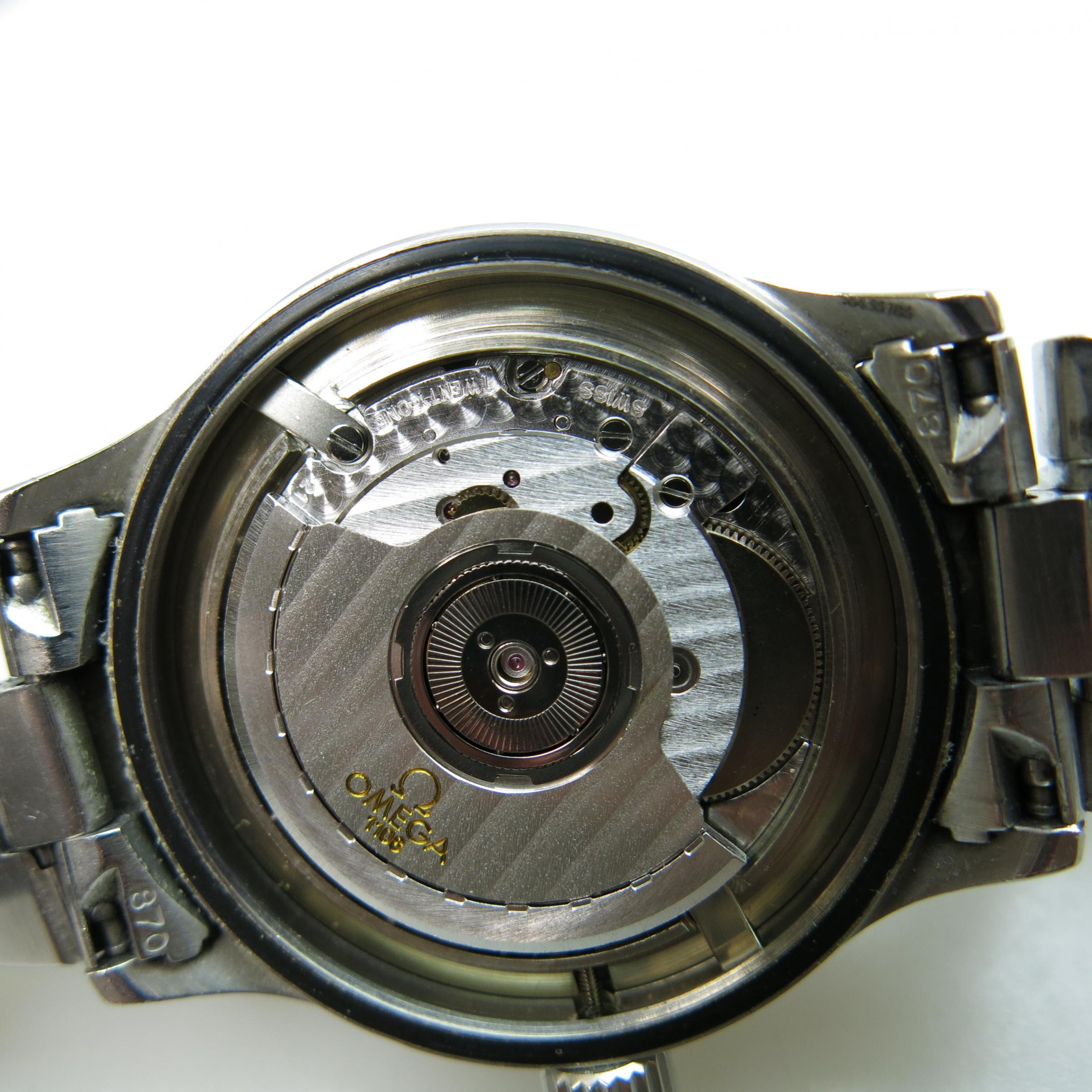 Omega 'Dynamic' Wristwatch With Date