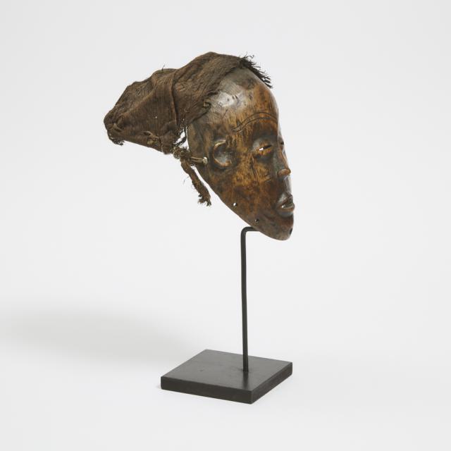 Chokwe/Lwena Mwano Pwo Mask, Central Africa, mid to late 20th century