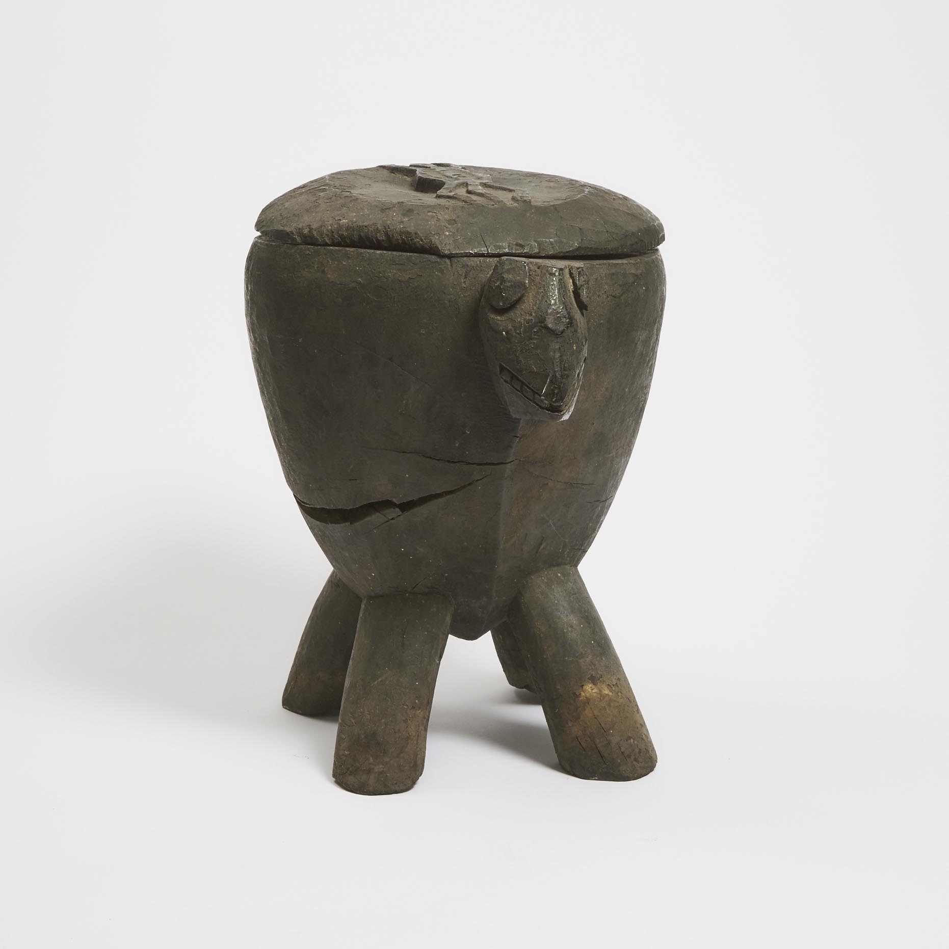 Bontoc Zoomorphic Ceremonial Lidded Box, Luzon Island, Philippines, late 19th to early 20th ceutry 