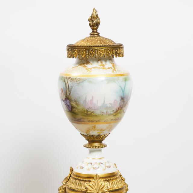 'Sèvres' Vase on Guéridon Stand, early 20th century