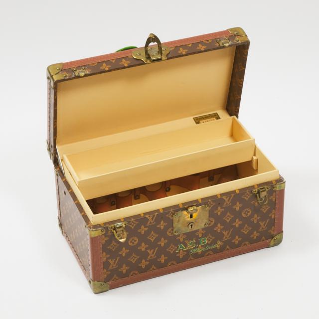 Louis Vuitton Monogram Canvas Hard Sided Cosmetic Case, mid 20th century