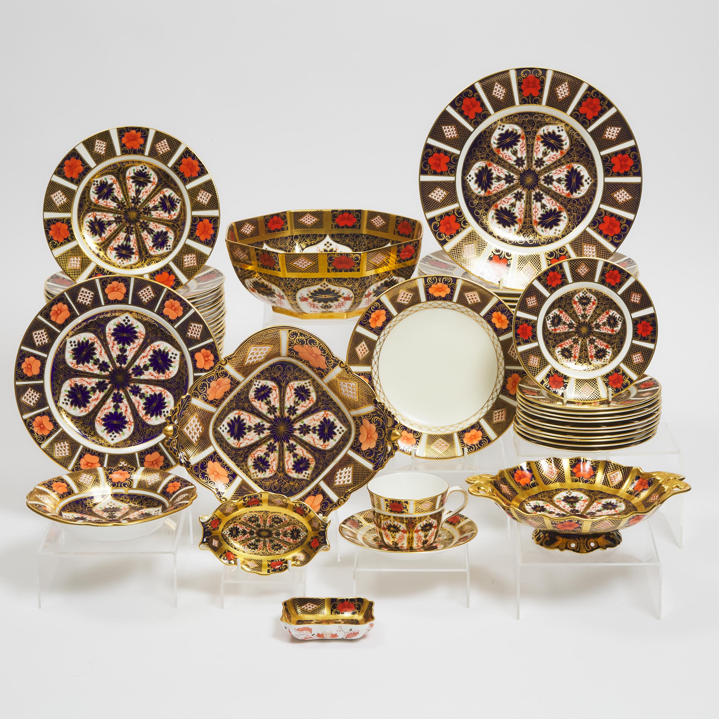 Royal Crown Derby 'Old Imari' (1128) Pattern Tablewares, 20th century