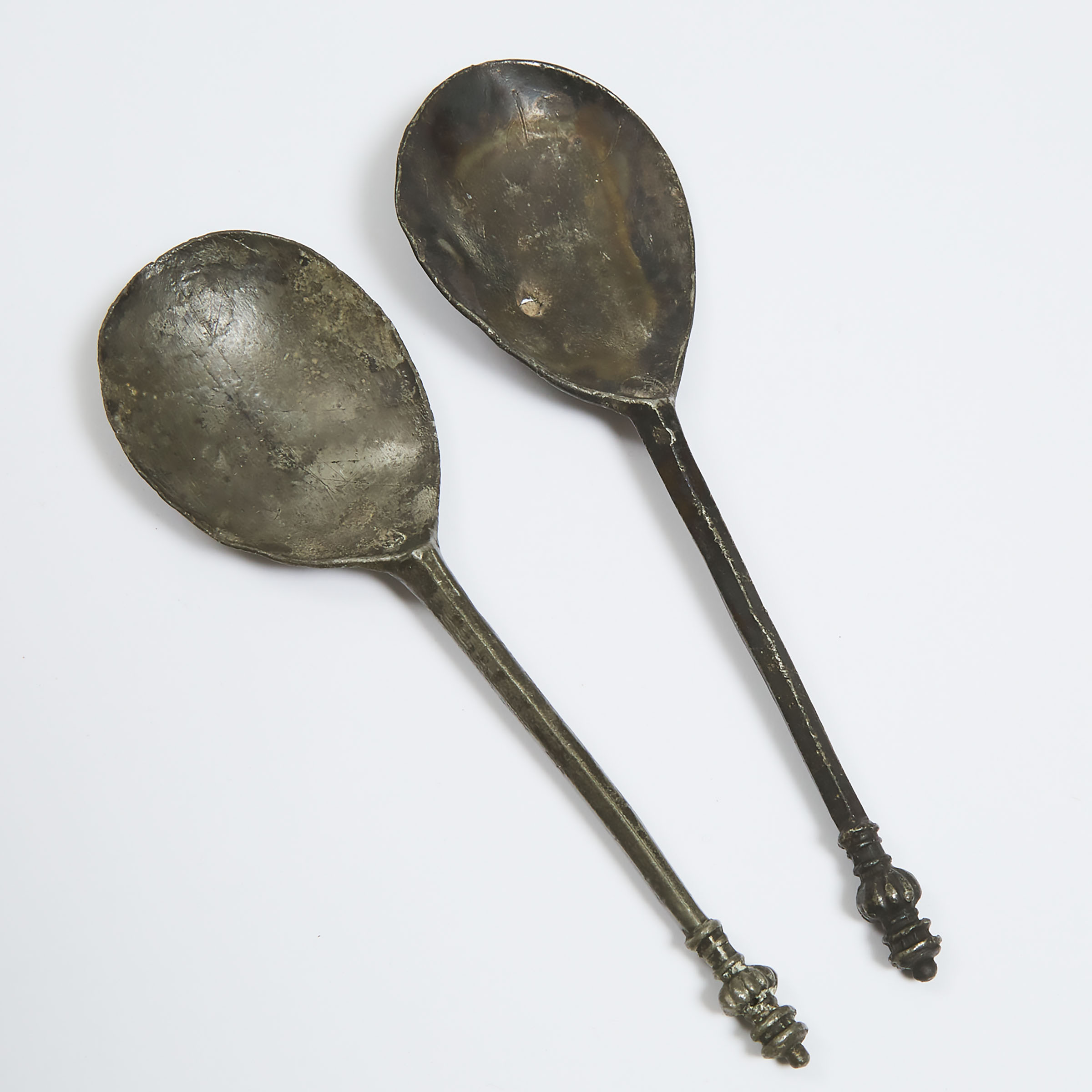 Two English Baluster Knop Spoons, 16th century