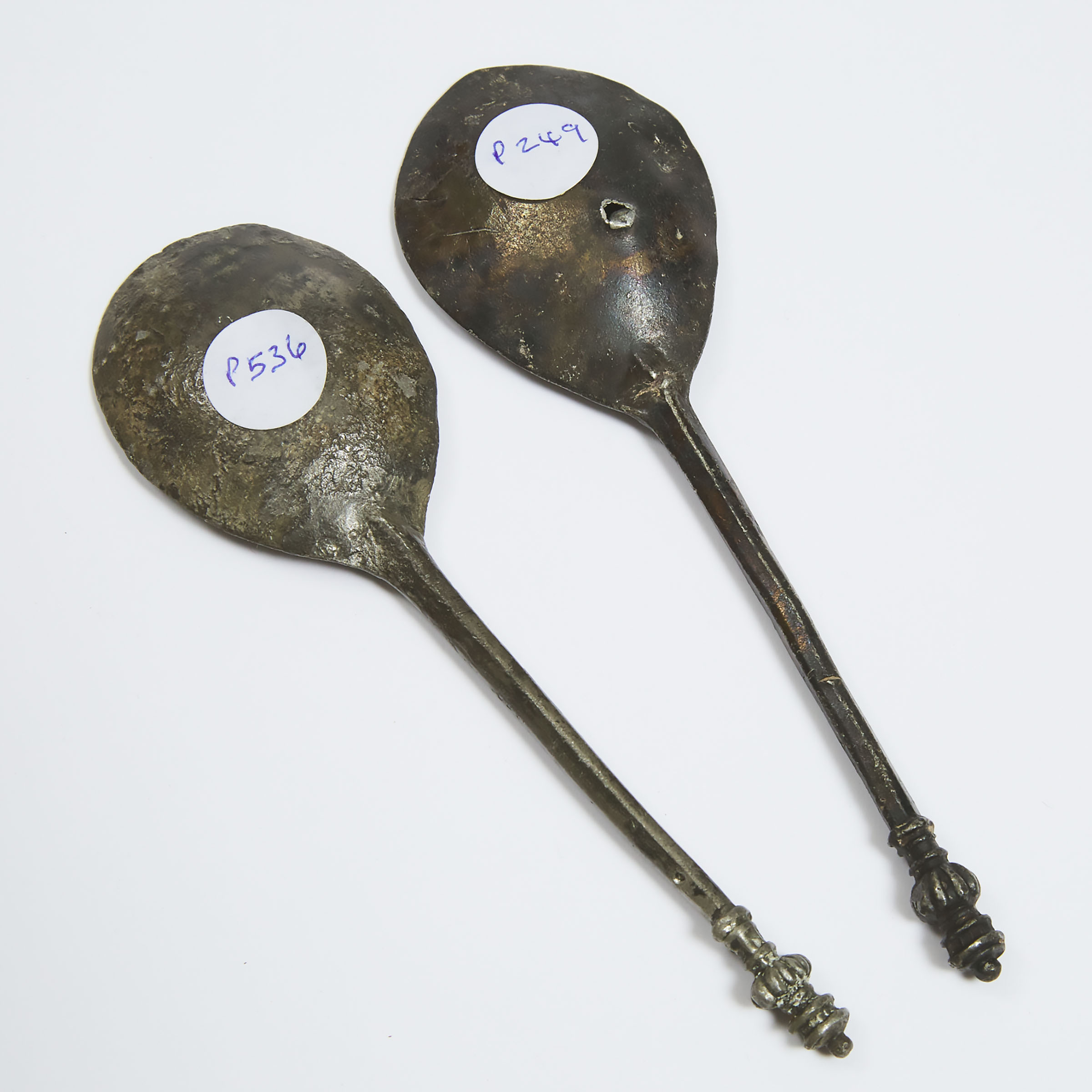 Two English Baluster Knop Spoons, 16th century