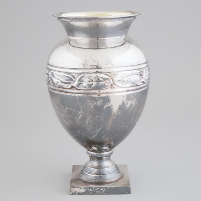 Italian Silver Large Vase, Enzo Cerfagli, for Nardi Gioielleria, Venice, 20th century