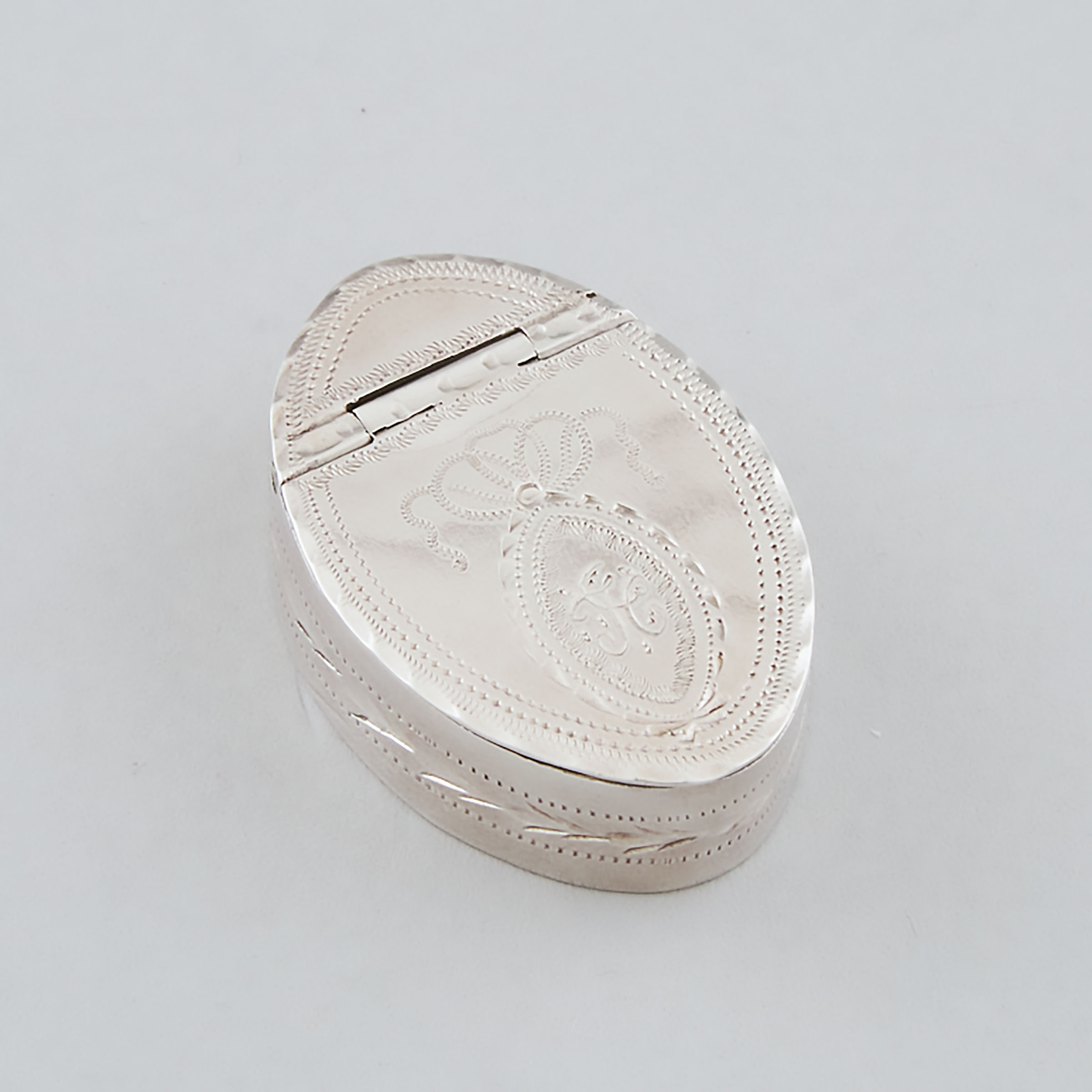 George III Silver Bright-Cut Small Oval Box, Samuel Pemberton, Birmingham, 1793