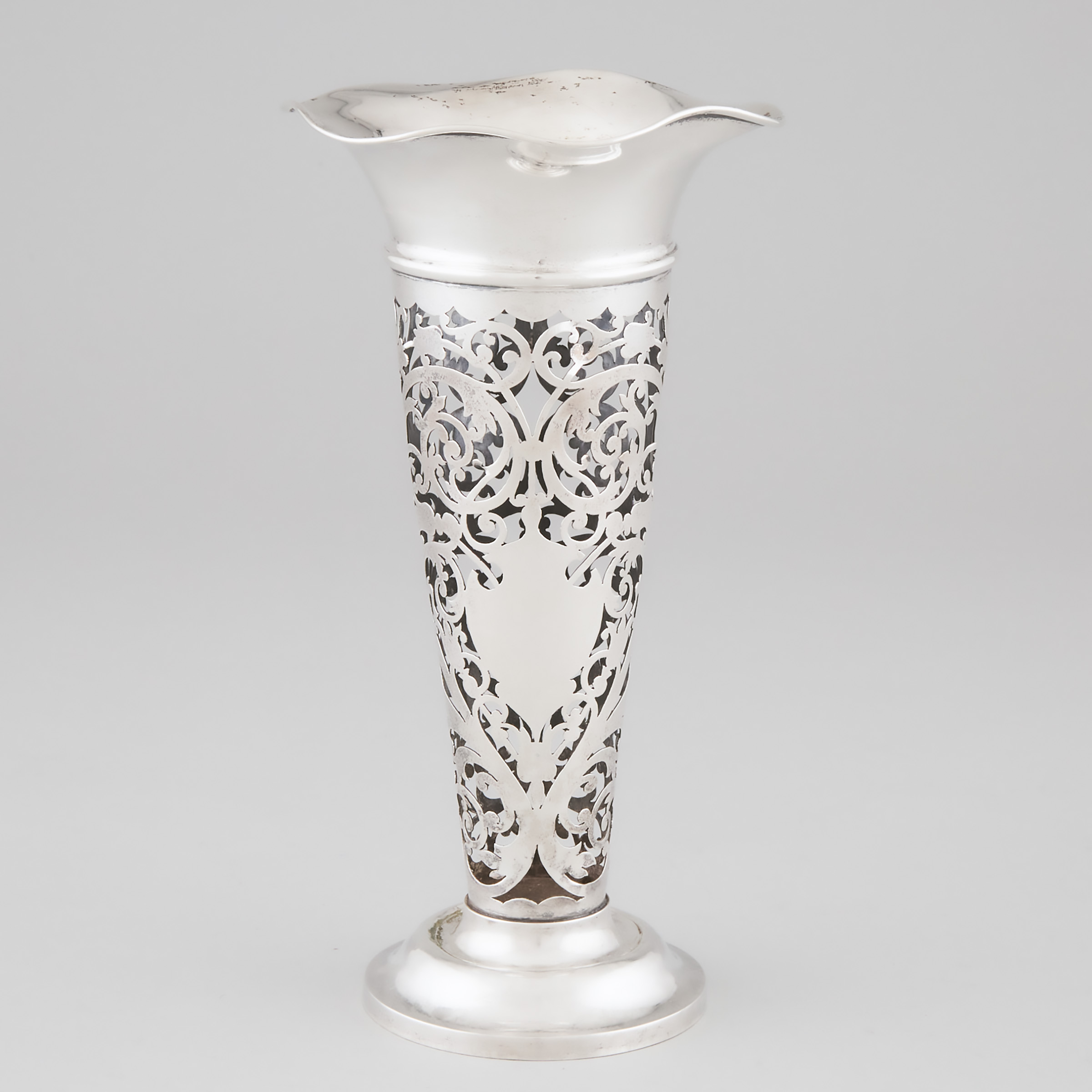 Canadian Silver Pierced Vase, Henry Birks & Sons, Montreal, Que., c.1904-24