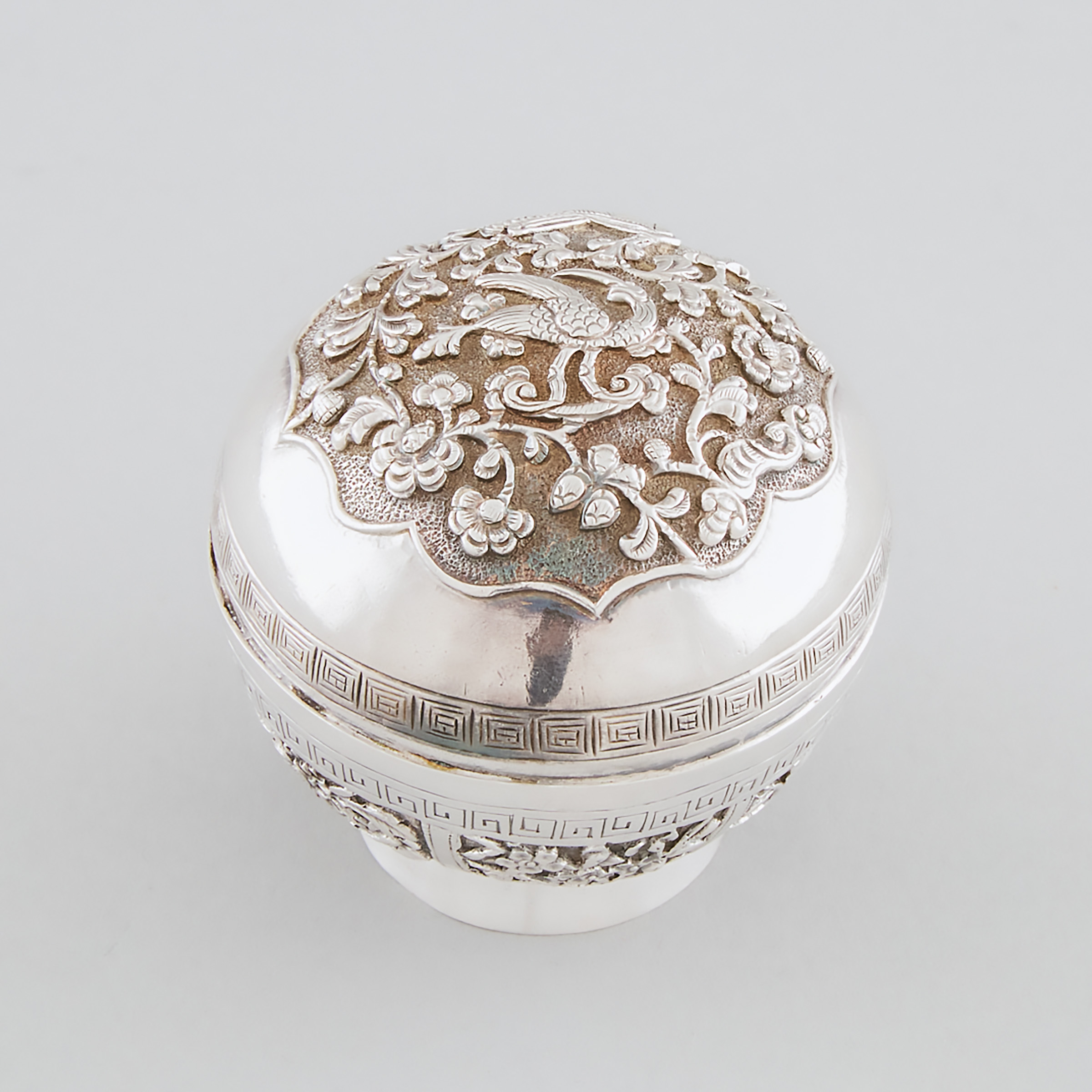 Chinese Export Silver Circular Box, early 20th century