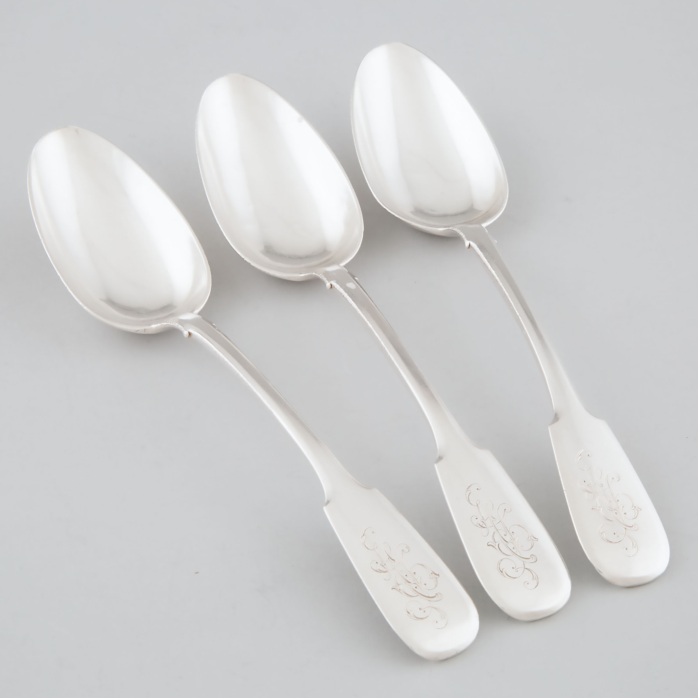 Three Russian Silver Fiddle Pattern Table Spoons, Karl Fabergé, Moscow, 1899-1908