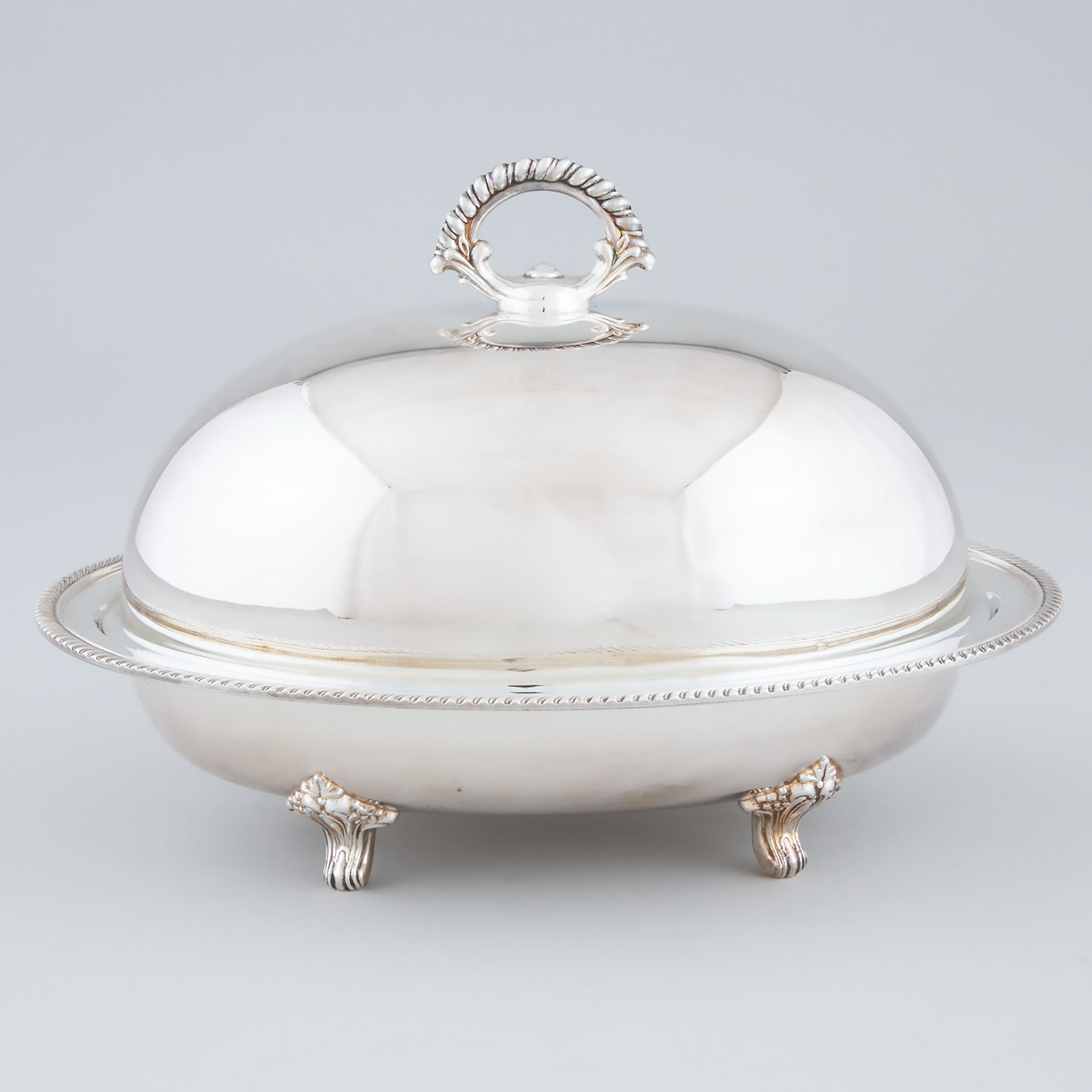 Canadian Silver Plated Serving Dish and Domed Cover, W.M. Rogers, 20th century