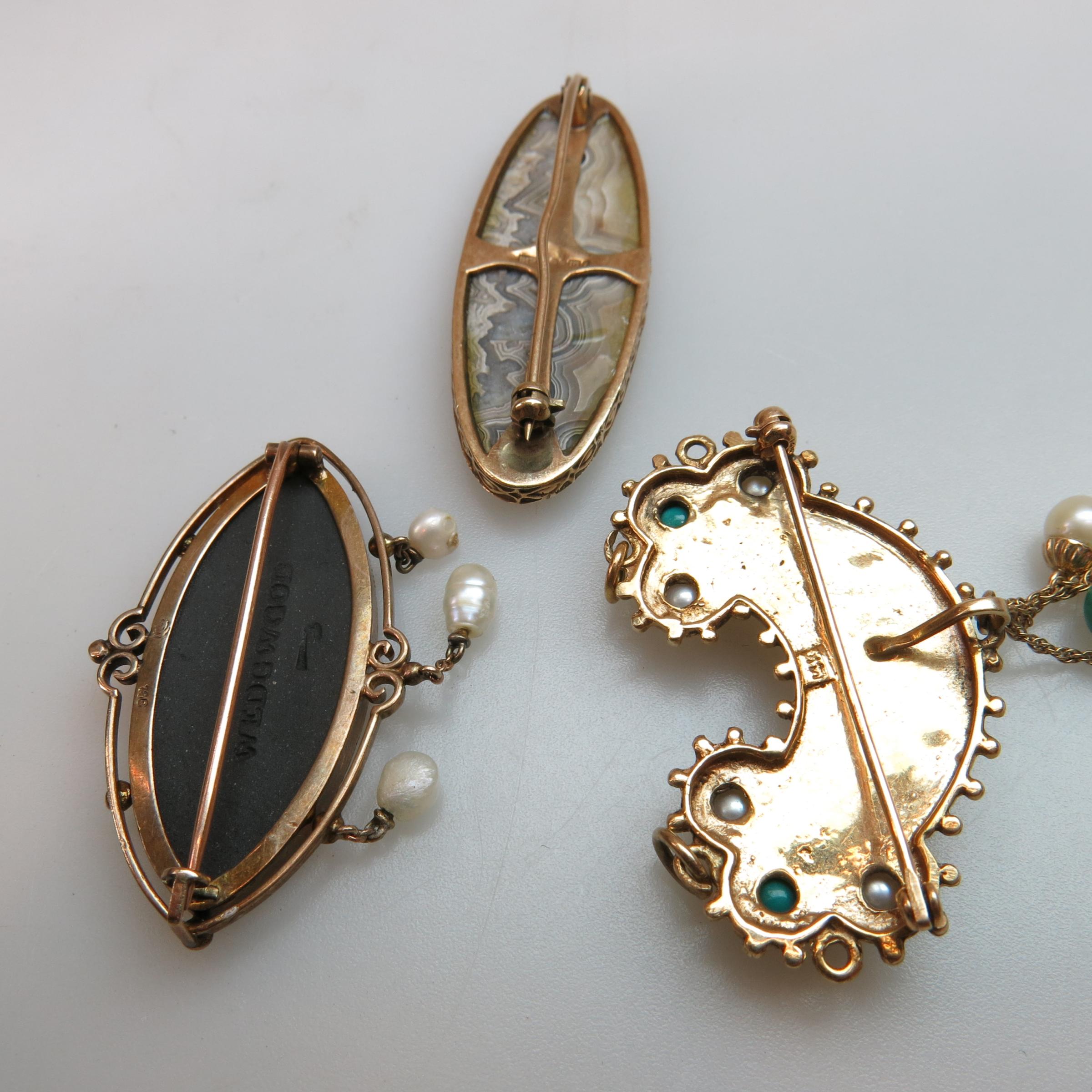 4 Pieces Of Yellow Gold Jewellery