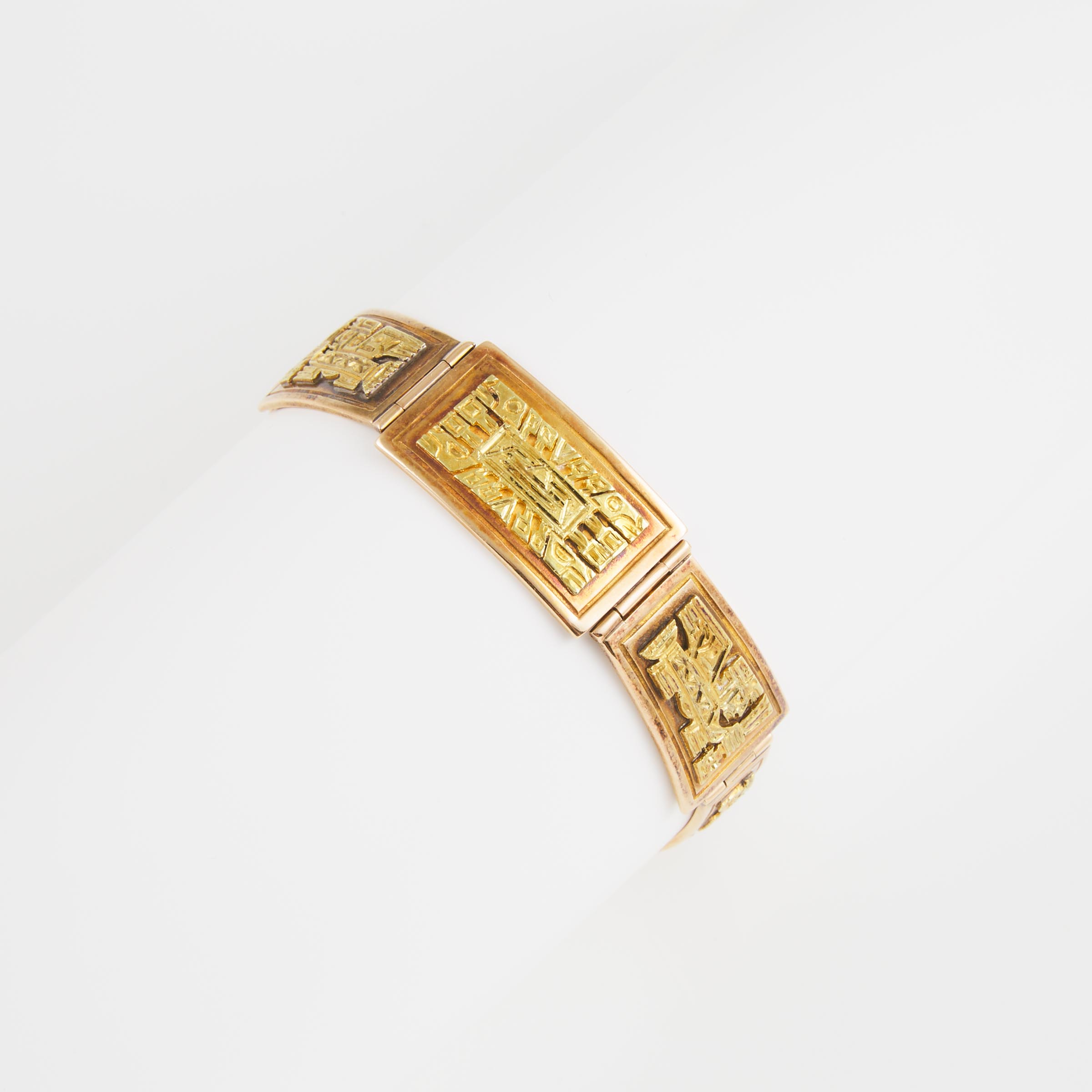 Peruvian 18k Yellow Gold Hinged Bracelet