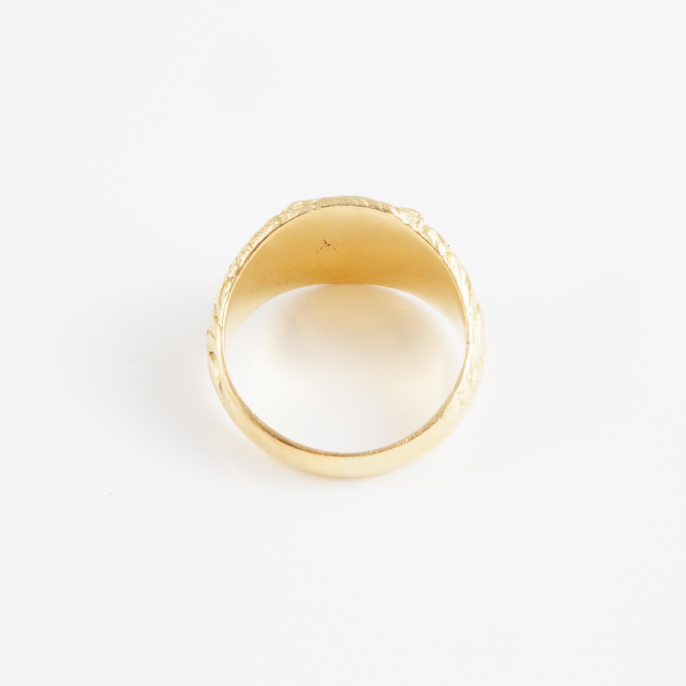 Men's 14k Yellow Gold Signet Ring