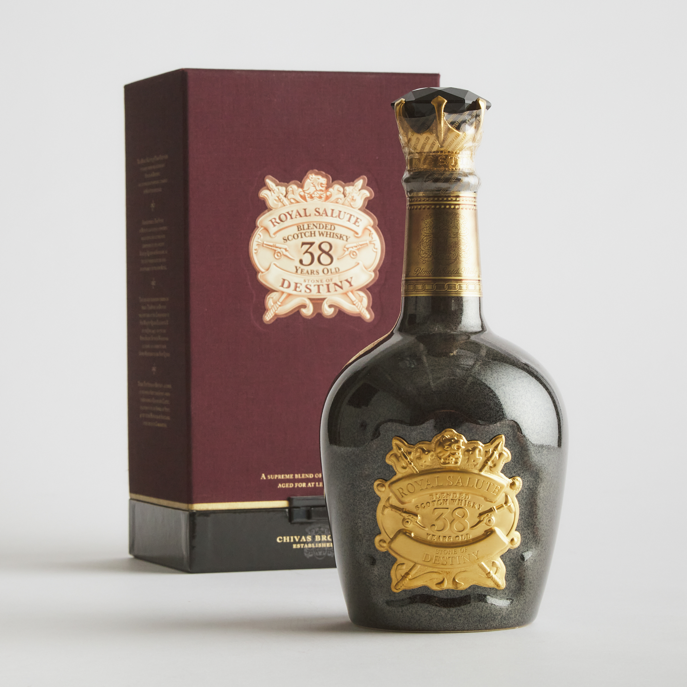 ROYAL SALUTE BLENDED SCOTCH WHISKY 38 YEARS (ONE 500 ML)