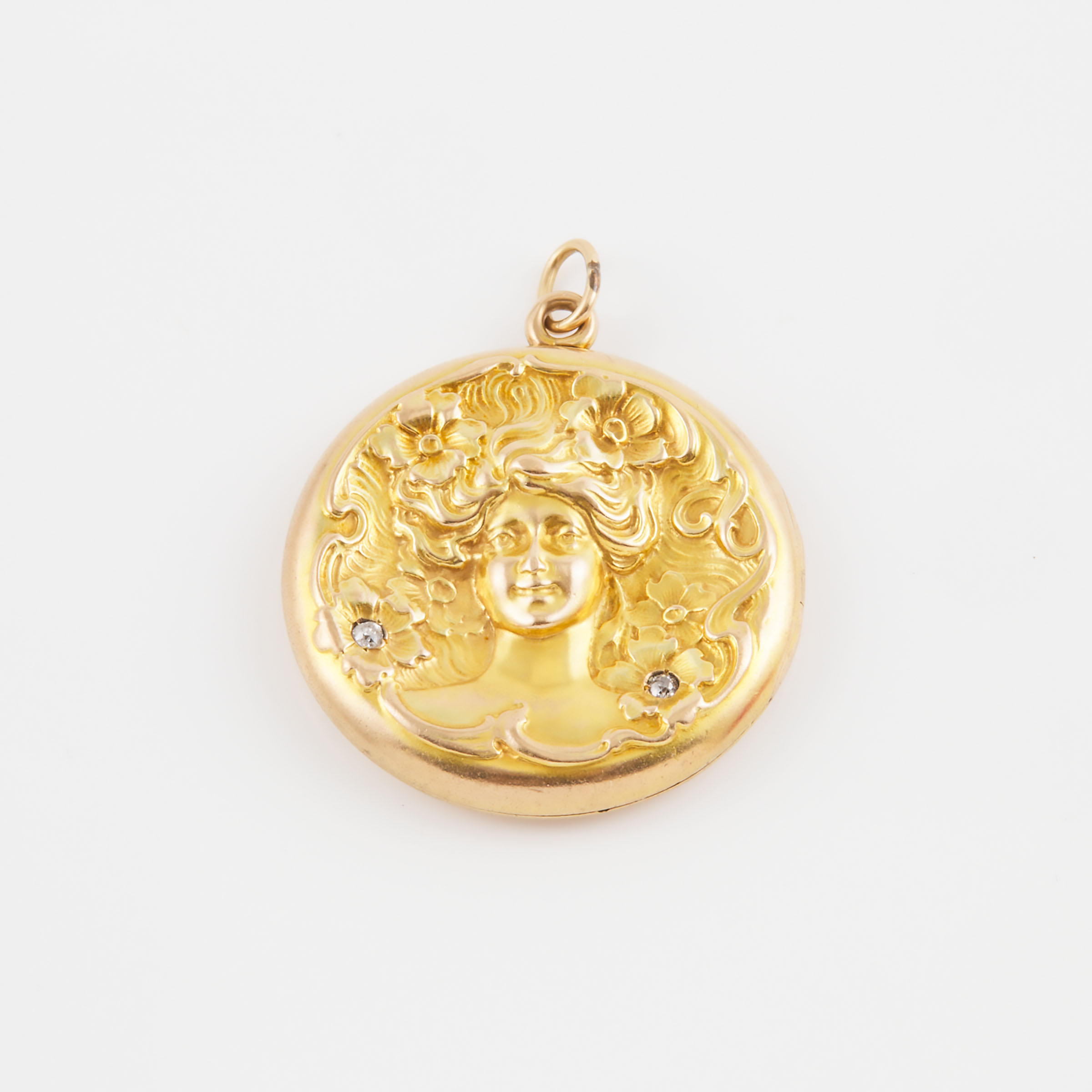 Art Nouveau Style 14k Yellow Gold Circular Locket