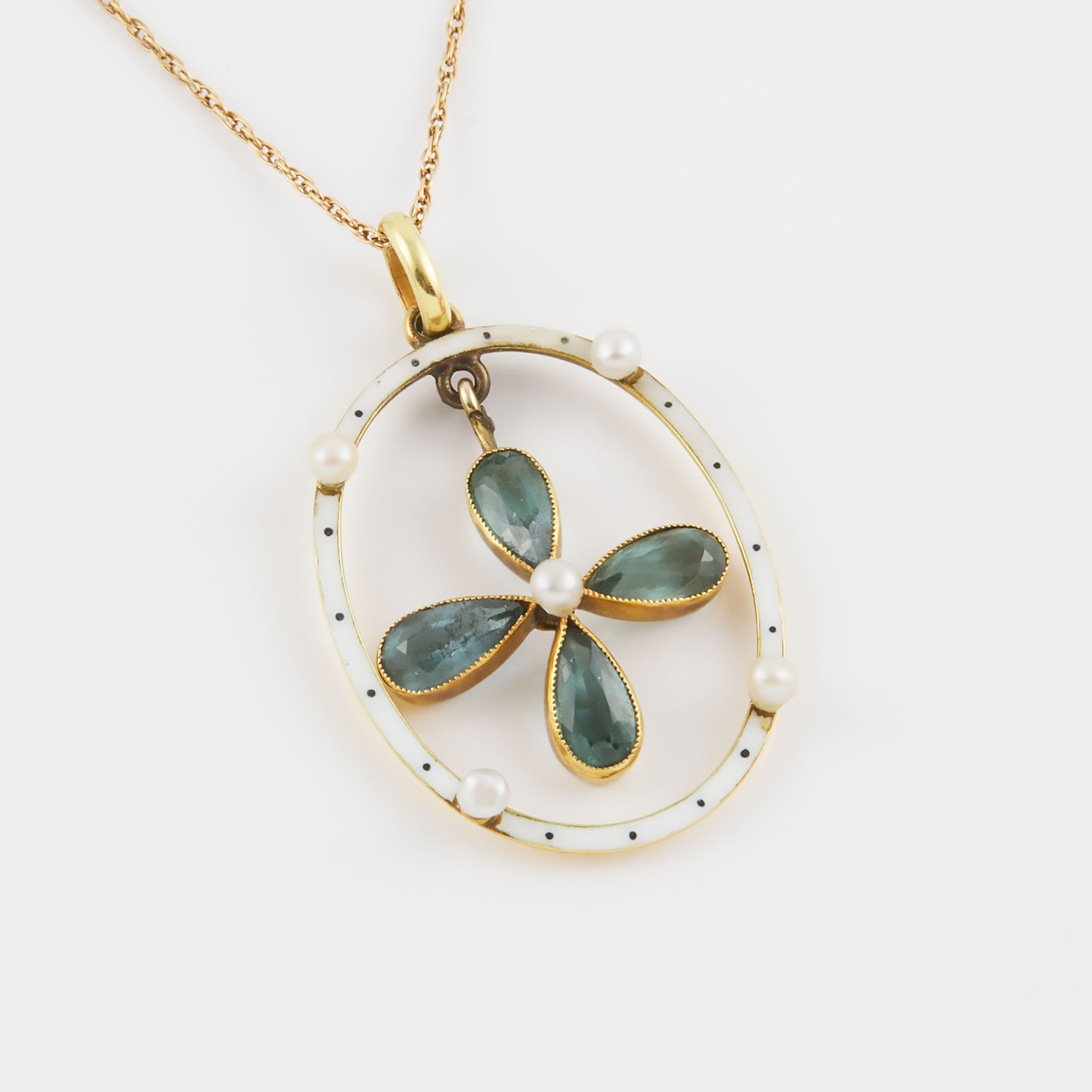 15k Yellow Gold And Enamelled Pendant