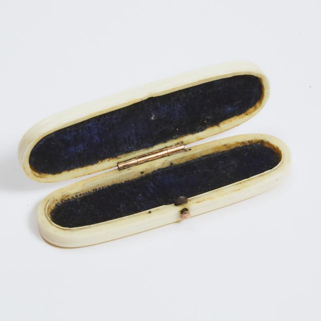 George III Gold Piqué Work Ivory Toothpick Case, late 18th century