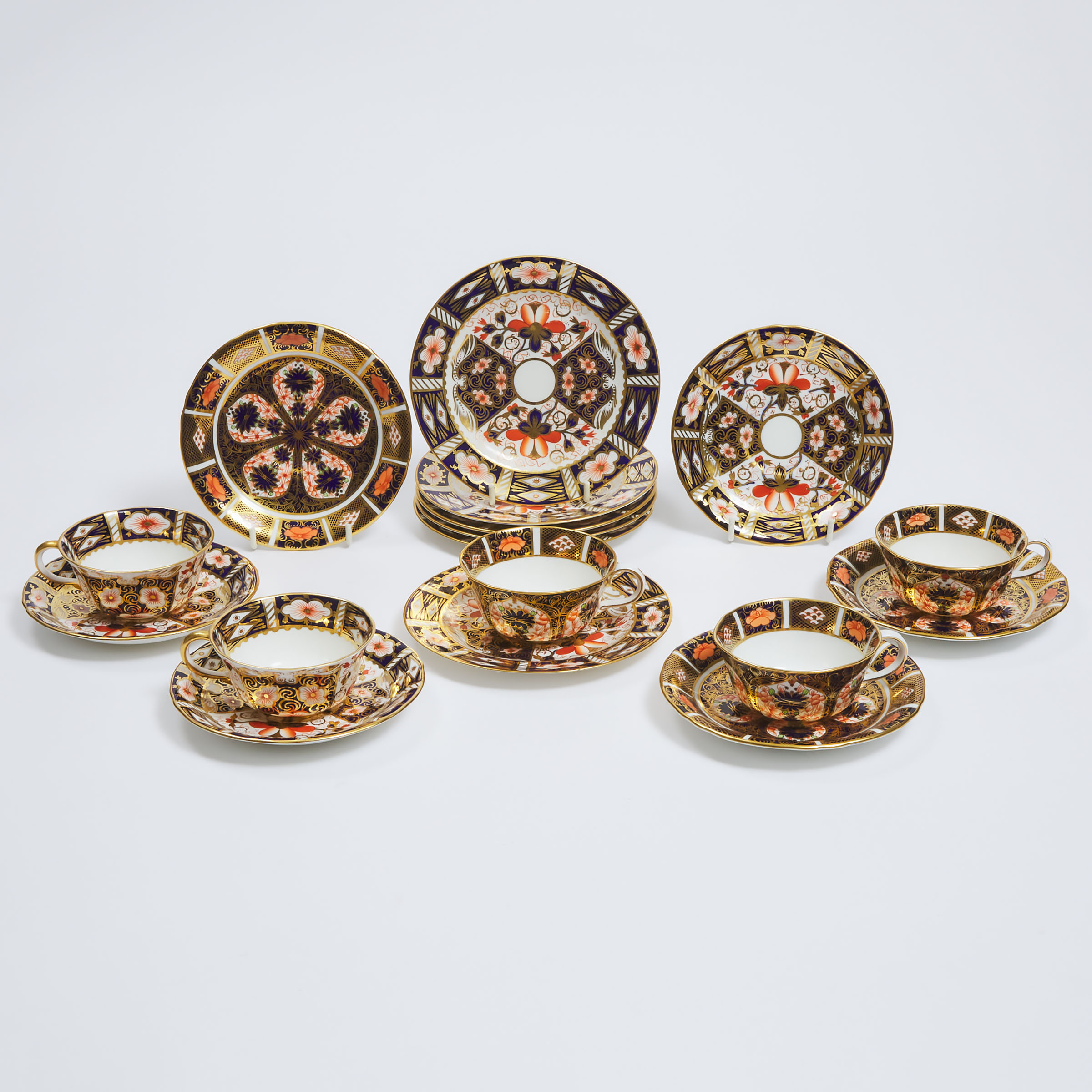 Royal Crown Derby 'Imari' (1128 and 2451) Pattern Tablewares, 20th century