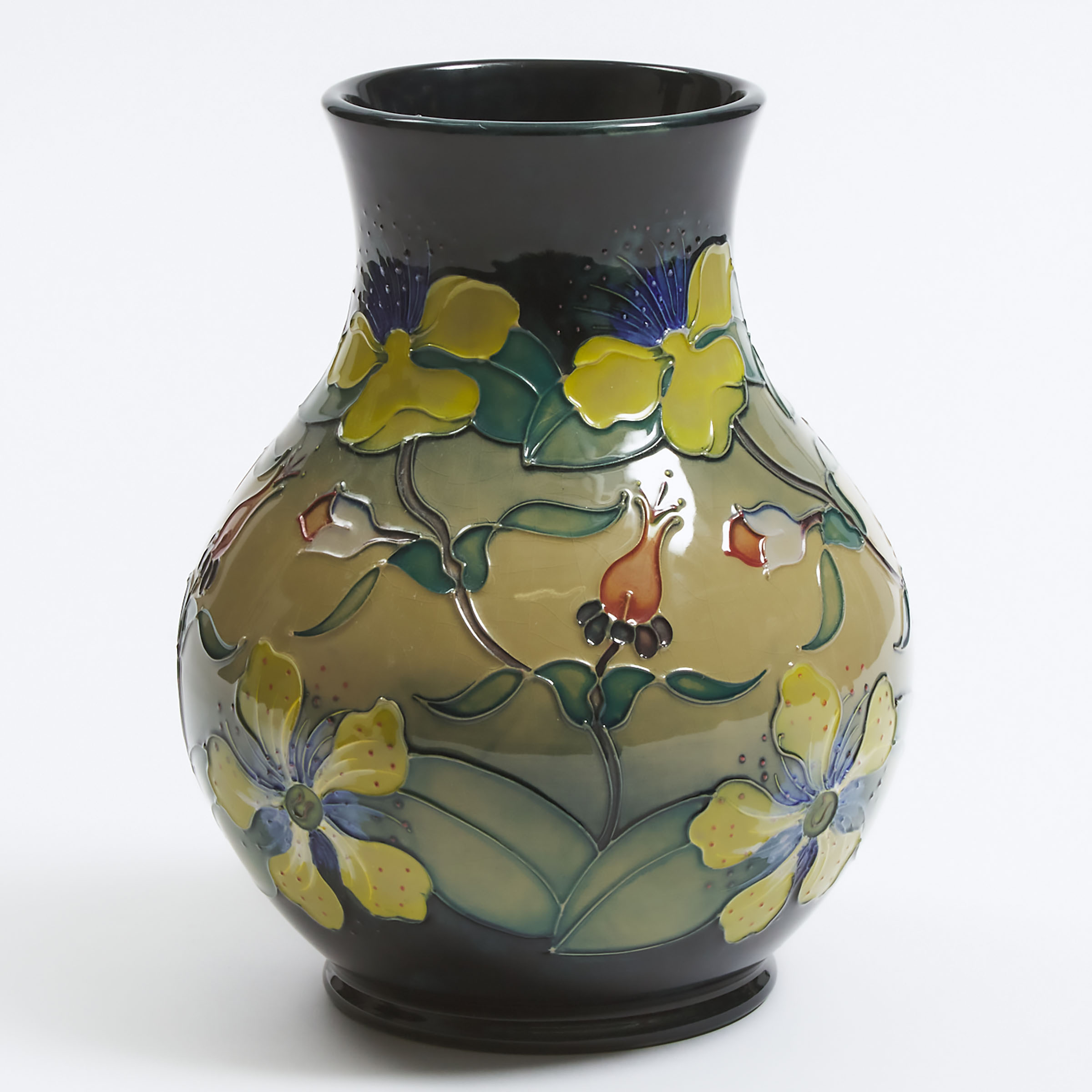 Moorcroft Hypericum Vase, 1995
