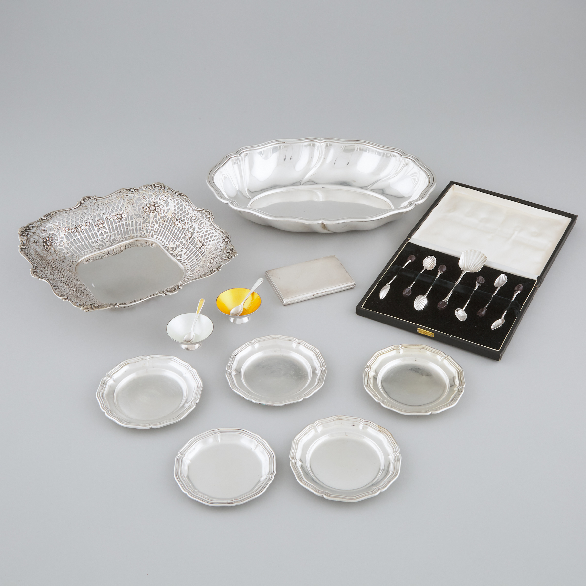 Group of Mainly Continental Silver, 20th century