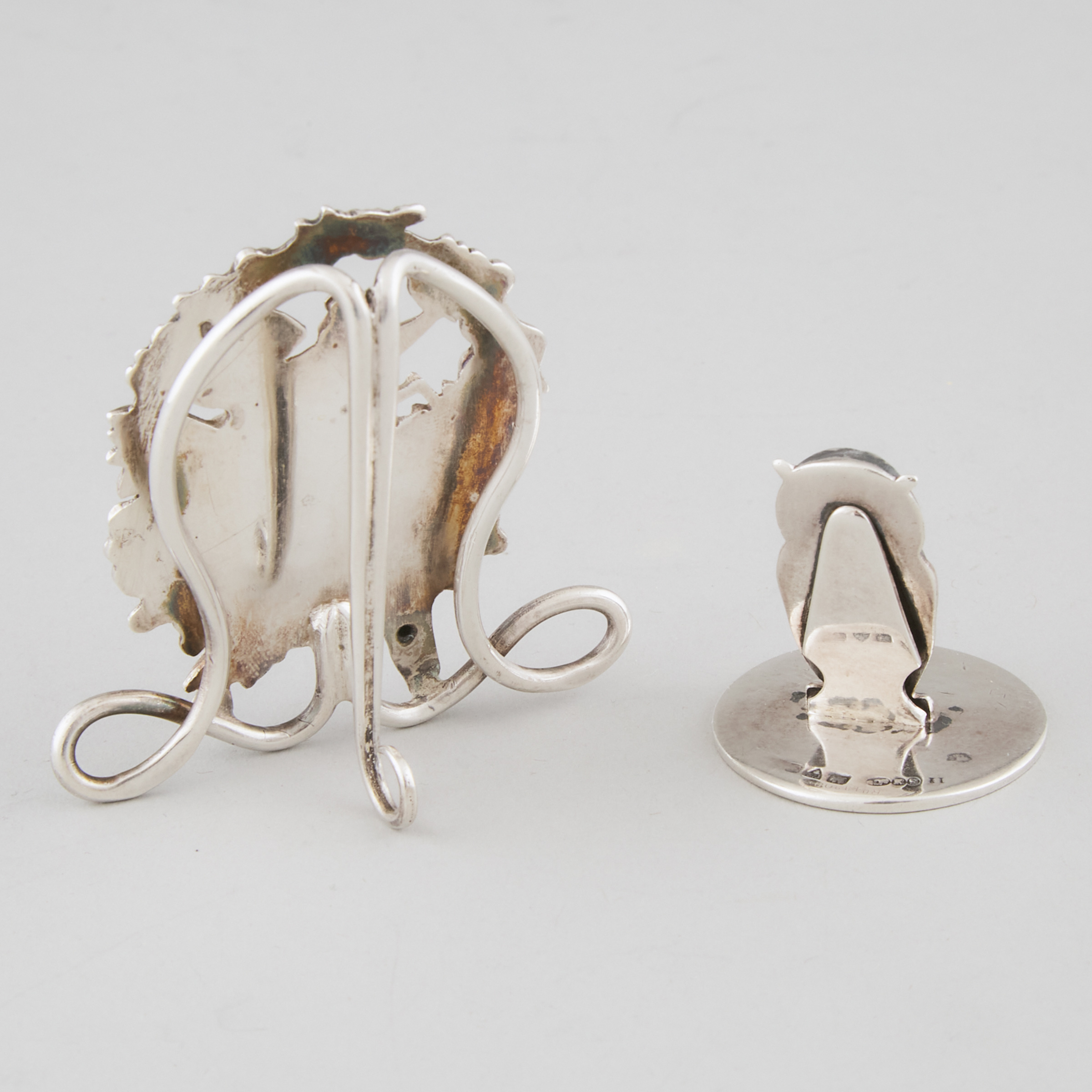 Two Edwardian Silver Place Card or Menu Holders, William Hutton & Sons, London, 1903, and Sampson Mordan & Co., Chester, c.1905-10