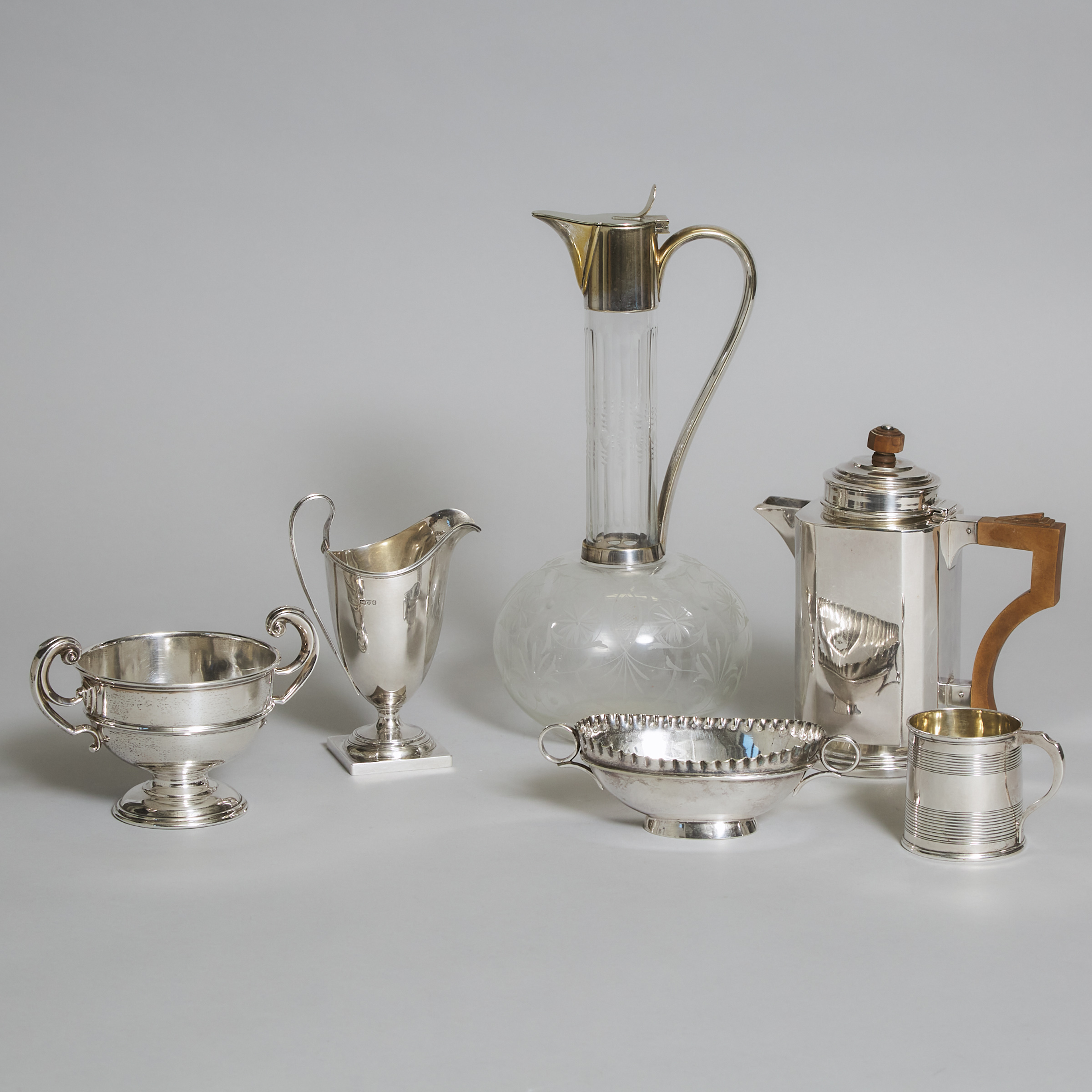Group of Victorian and Later English Silver, 19th/20th century