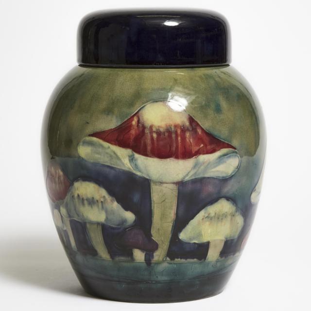 Moorcroft Claremont Ginger Jar, c.1914-16