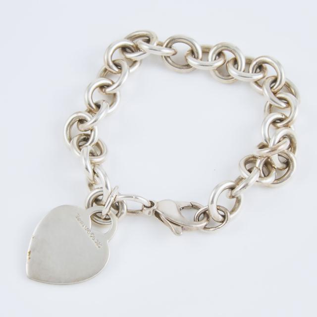 Tiffany & Co. Sterling Silver Heart Charm Link Bracelet