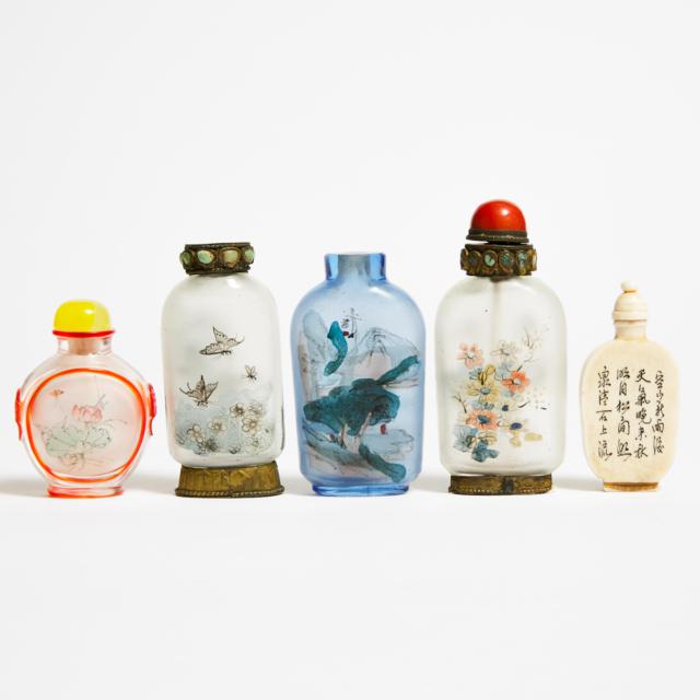 A Group of Five Snuff Bottles, Early to Mid 20th Century