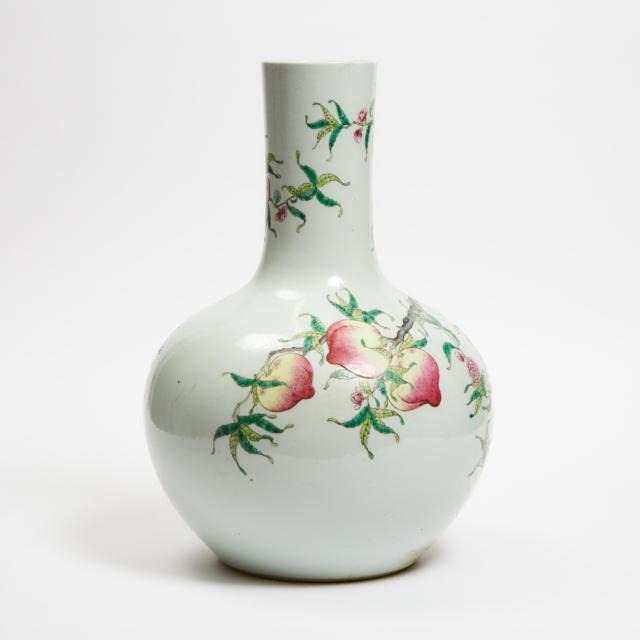 A Large Famille Rose 'Nine Peaches' Vase, Tianqiuping, 19th Century