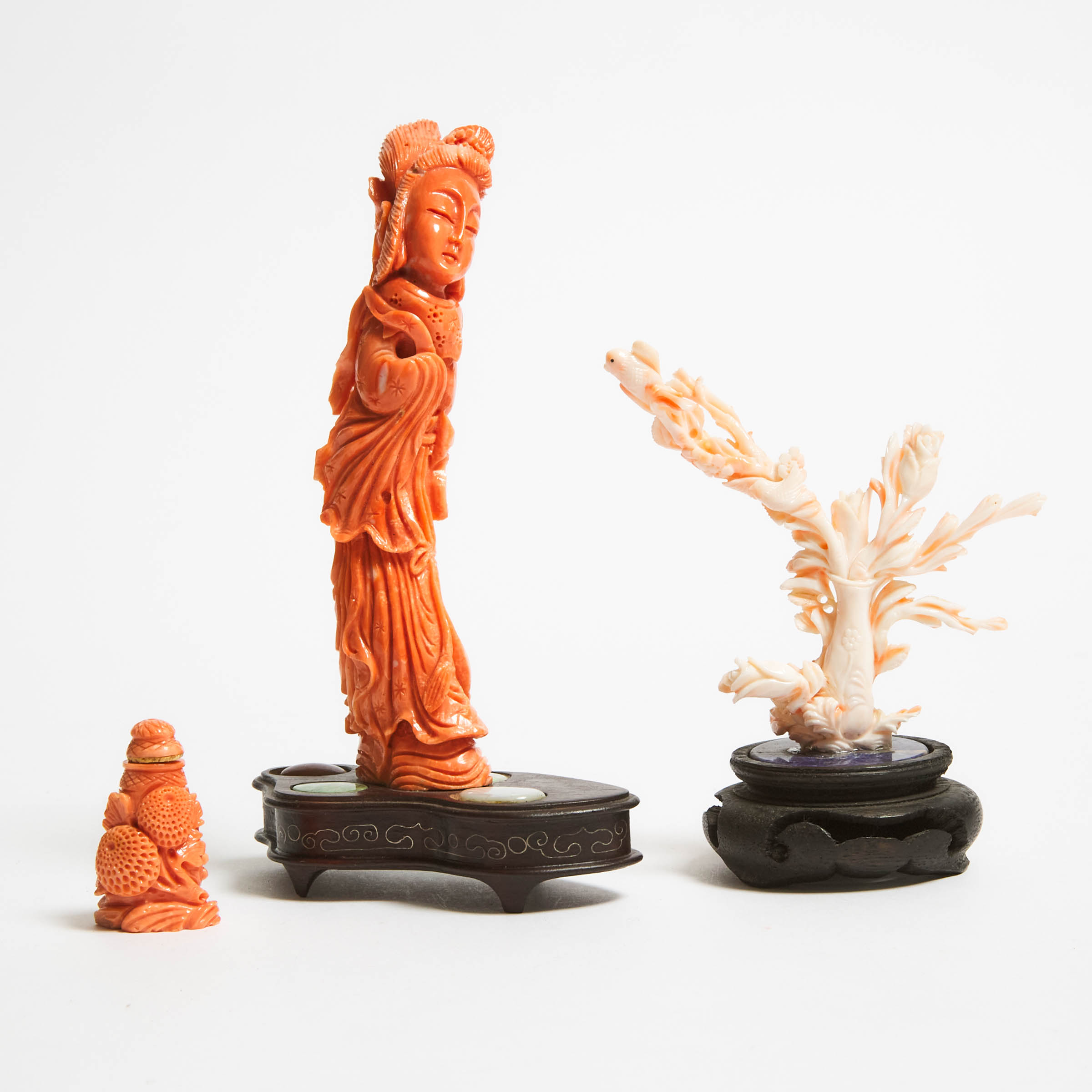 A Group of Three Coral Carvings, Late Qing/Republican Period