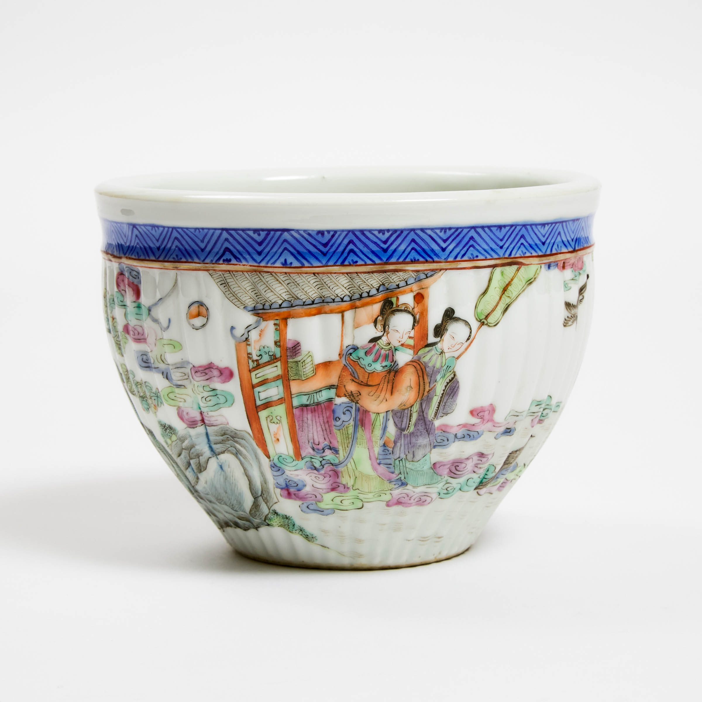 A Small Famille Rose Fluted Jardinière, Tongzhi Period (1862-1874)