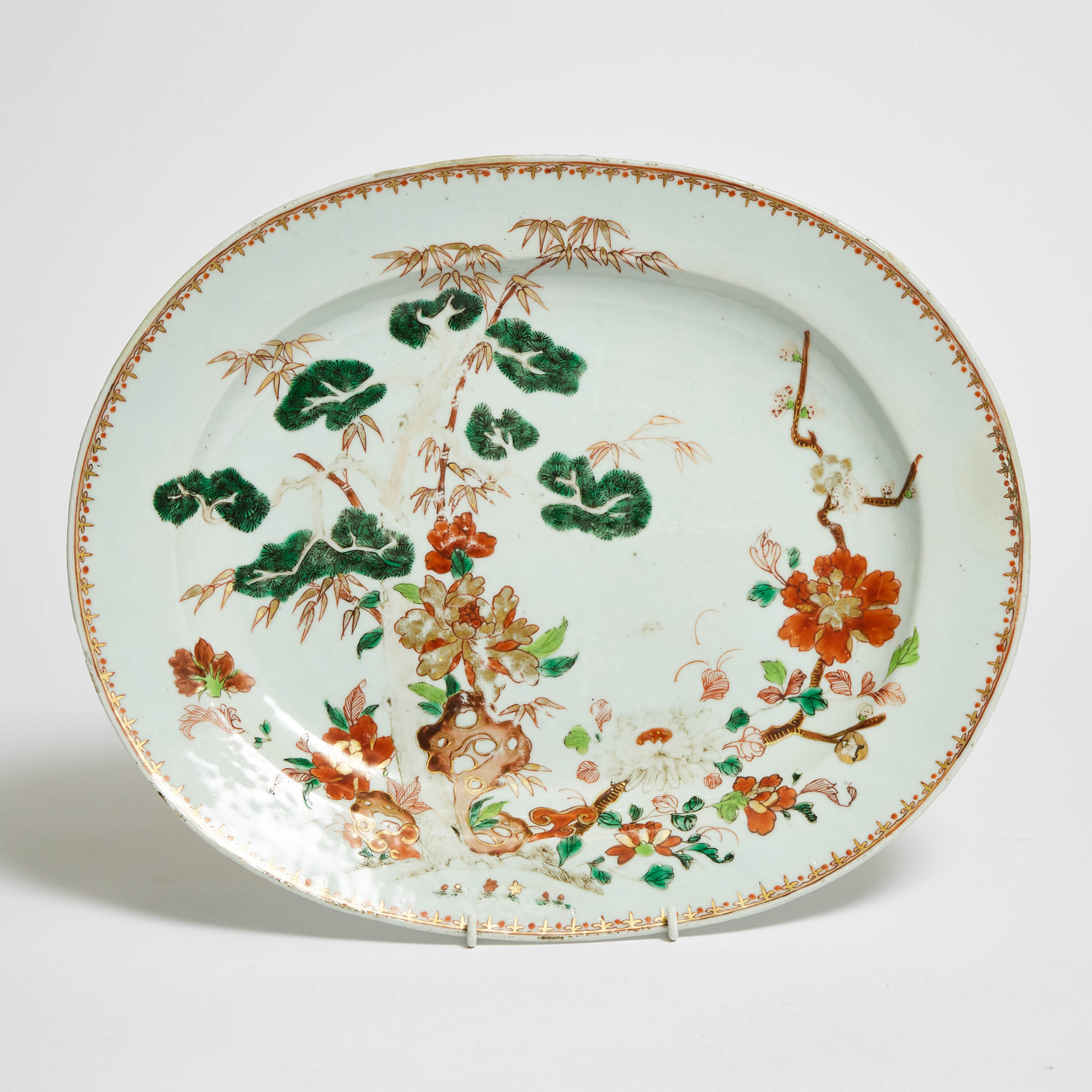 A Large Chinese Export 'Three Friends of Winter' Oval Platter, 18th Century
