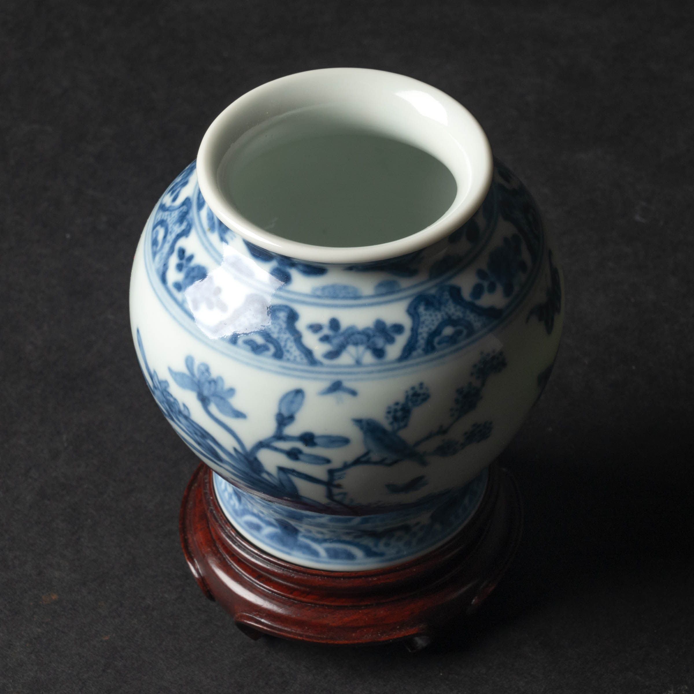 A Blue and White 'Landscape' Jar, Wanli Mark, 19th/20th Century
