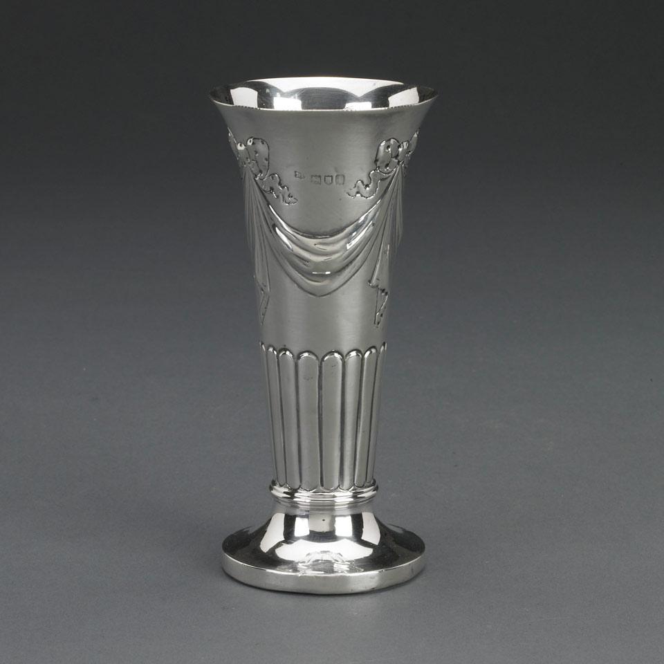 Edwardian Silver Vase, Robert Pringle, London, 1904