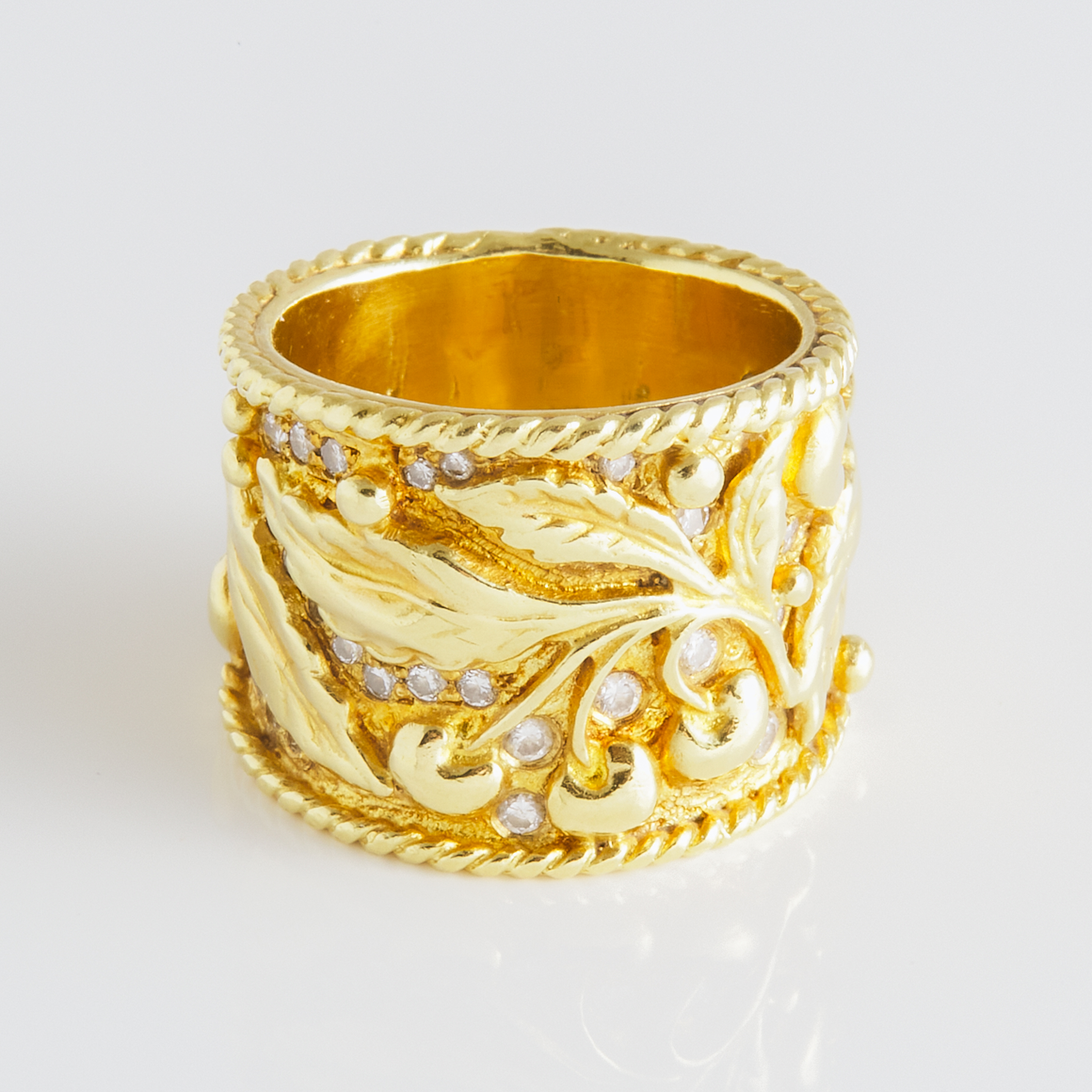 18k Yellow Gold Wide Ring