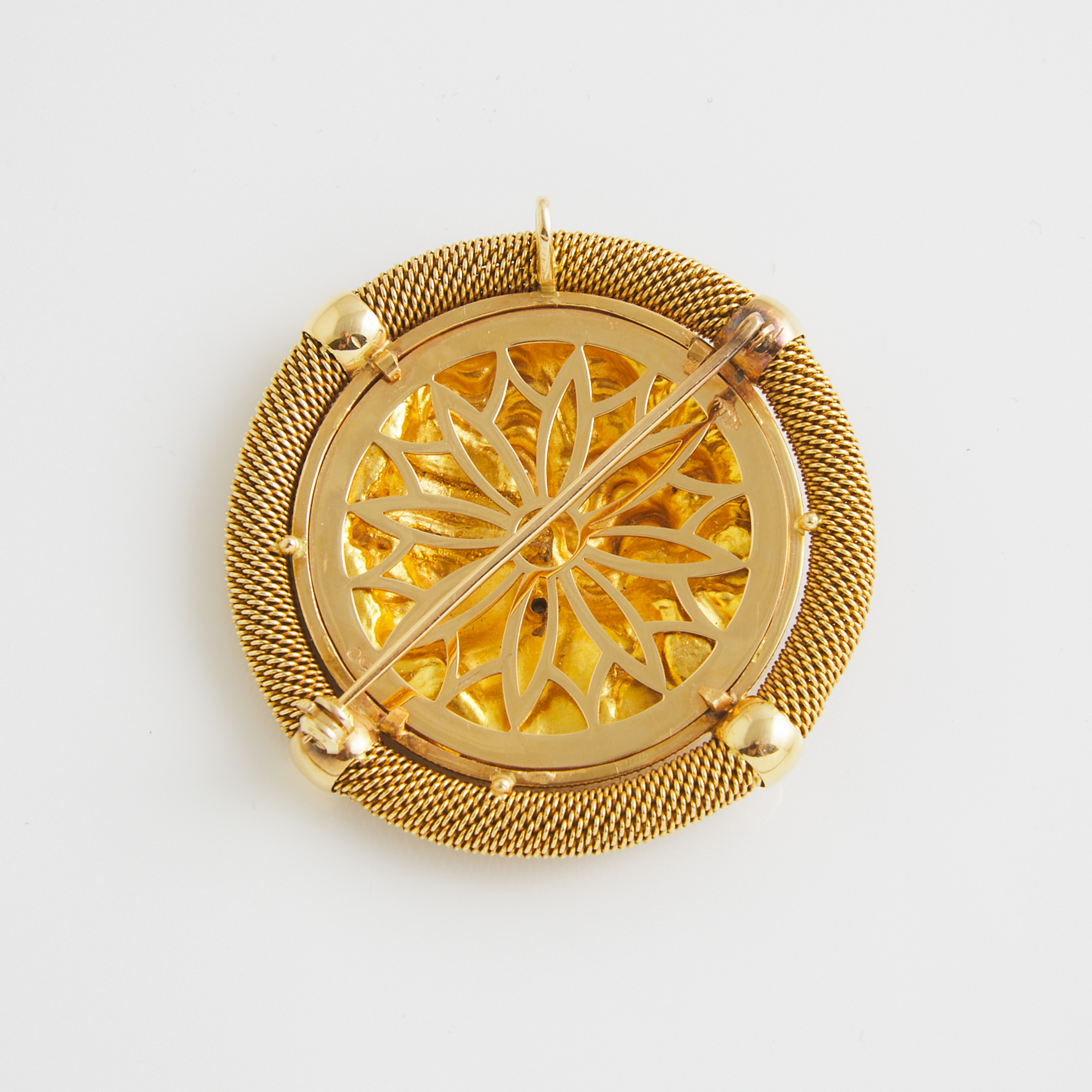 Italian 18k Yellow Gold Circular Brooch/Pendant