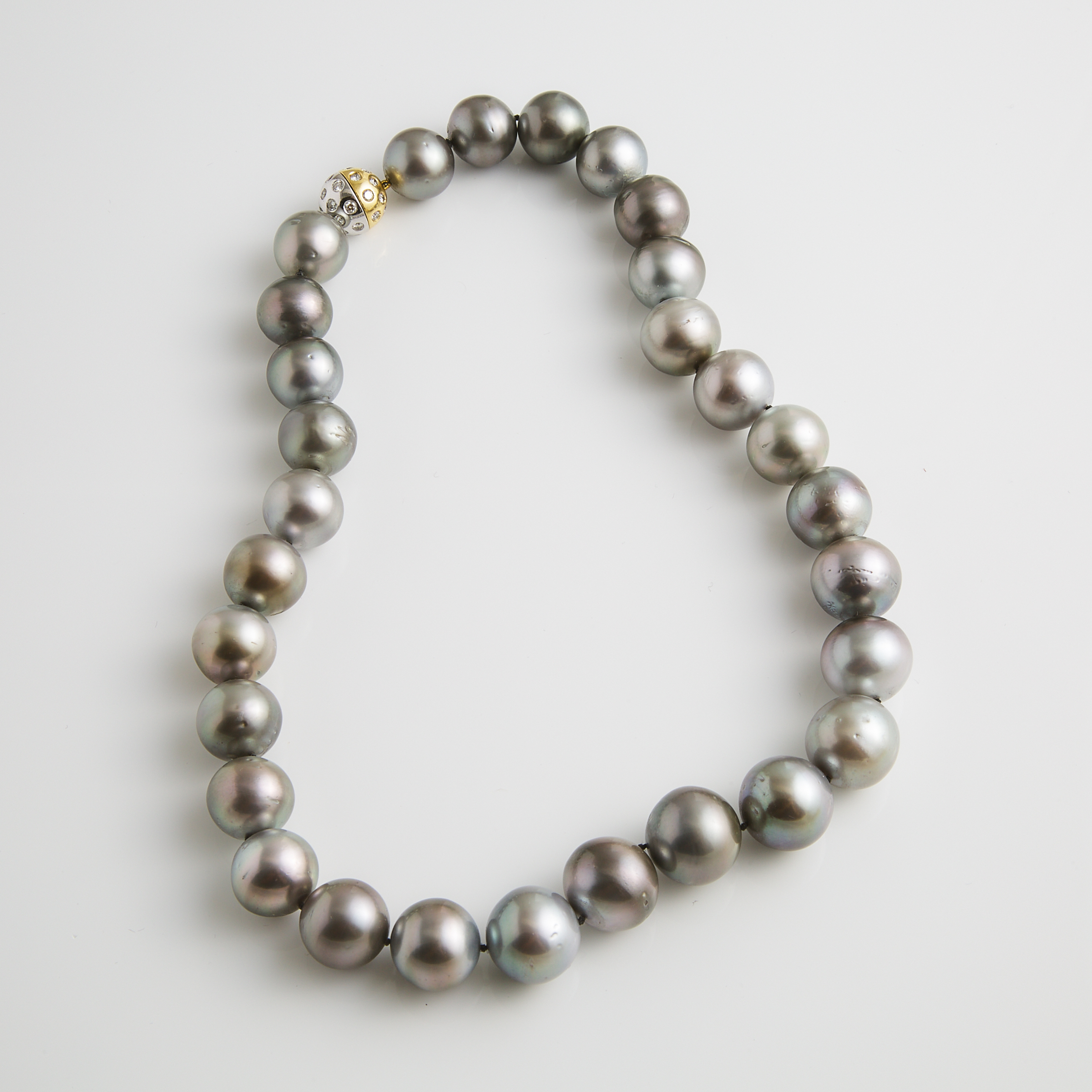 Single Graduated Strand Of Grey South Sea Pearls