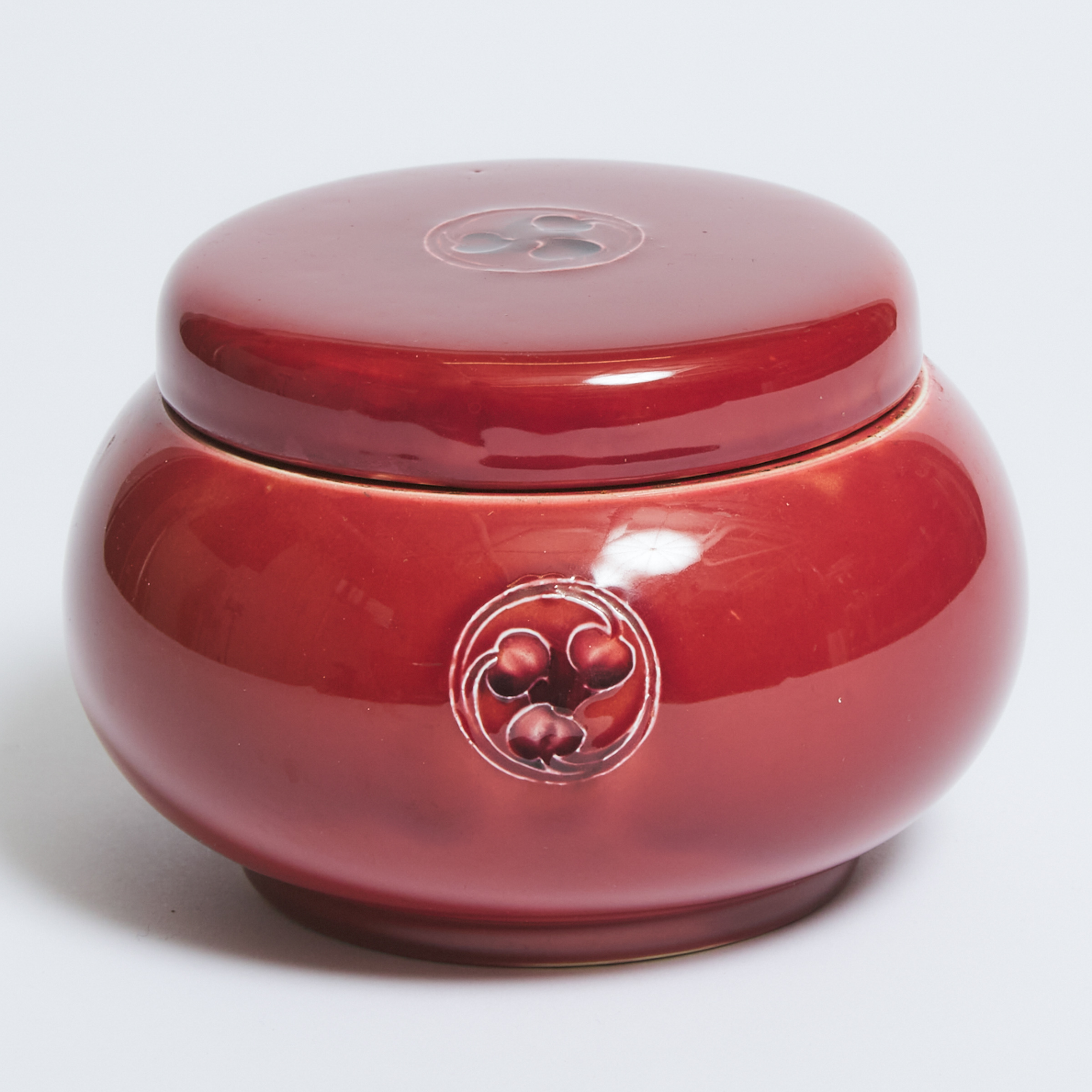 Macintyre Moorcroft Red Flamminian Tobacco Jar, c.1906-13