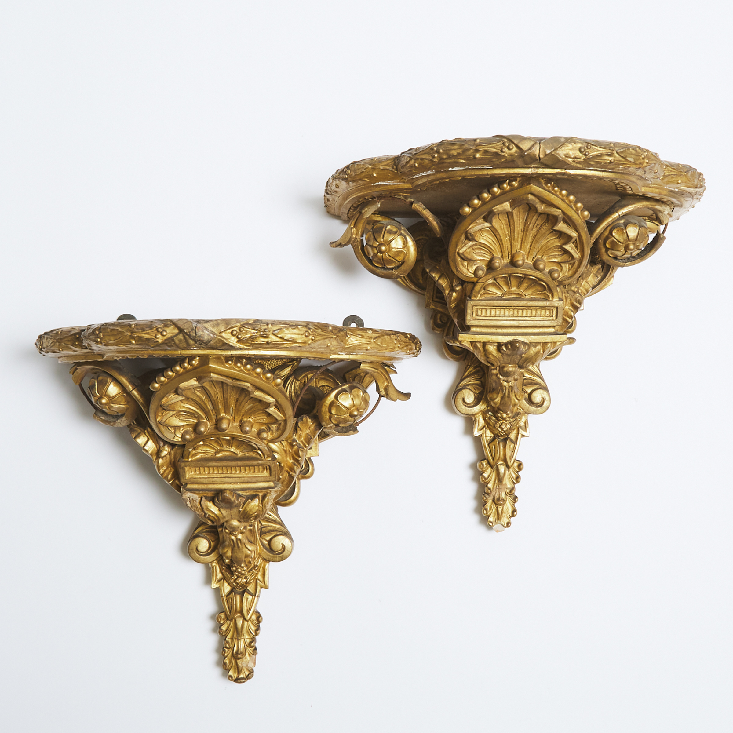 Pair of Florentine Aesthetic Movement Gilt Gesso and Wood Wall Brackets, c.1870