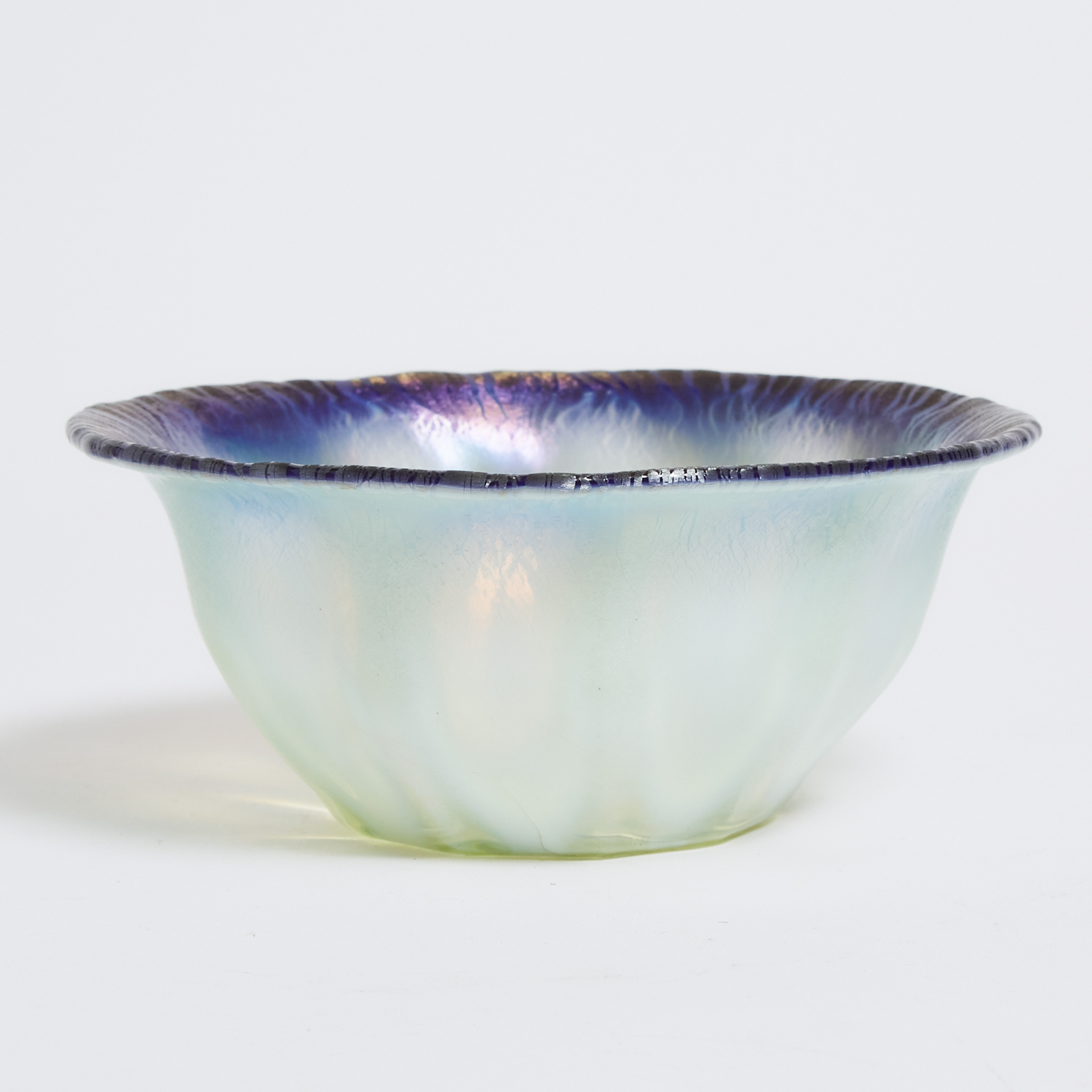 Tiffany 'Favrile' Iridescent Glass Bowl, early 20th century