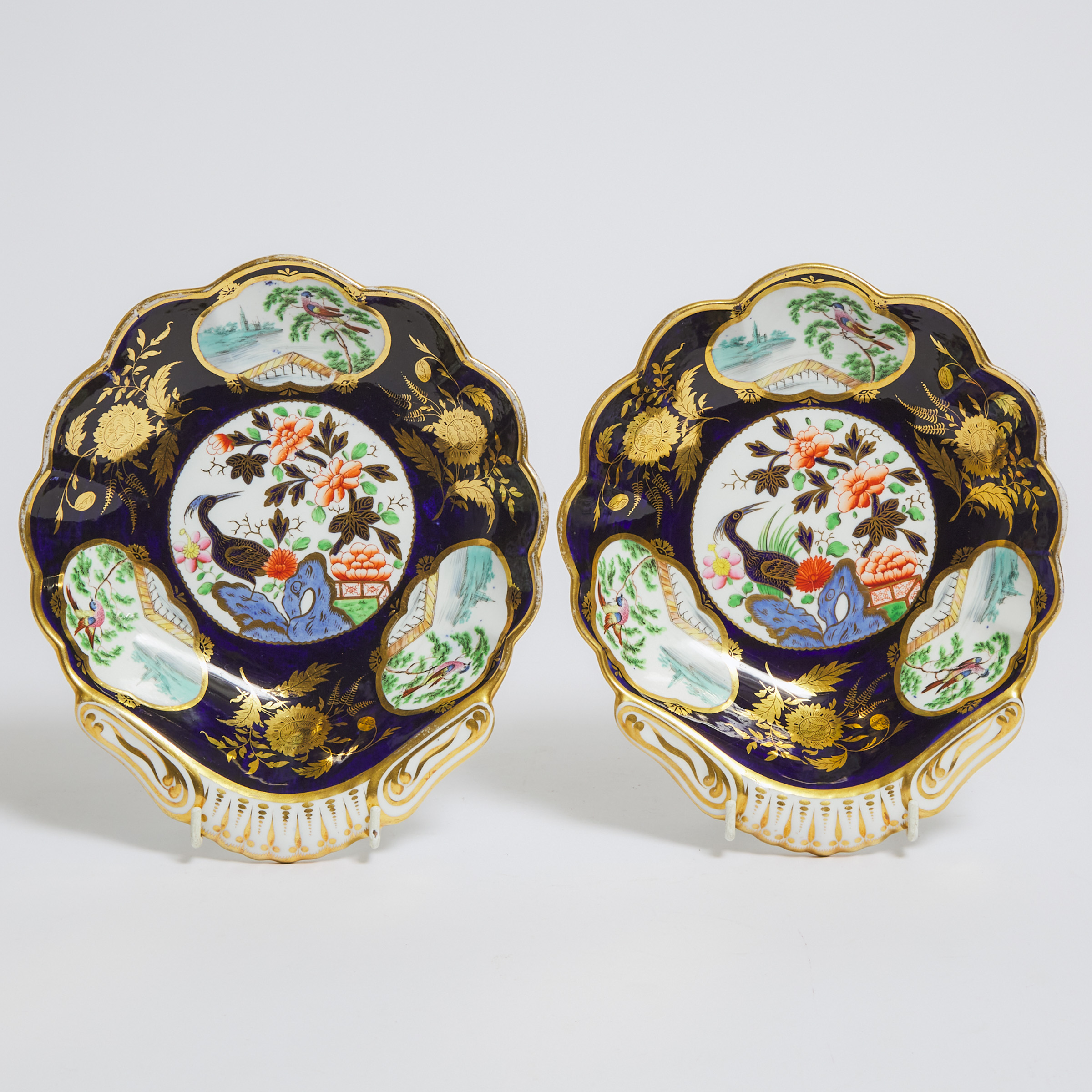 Pair of Spode Shell Form Dishes, c.1825