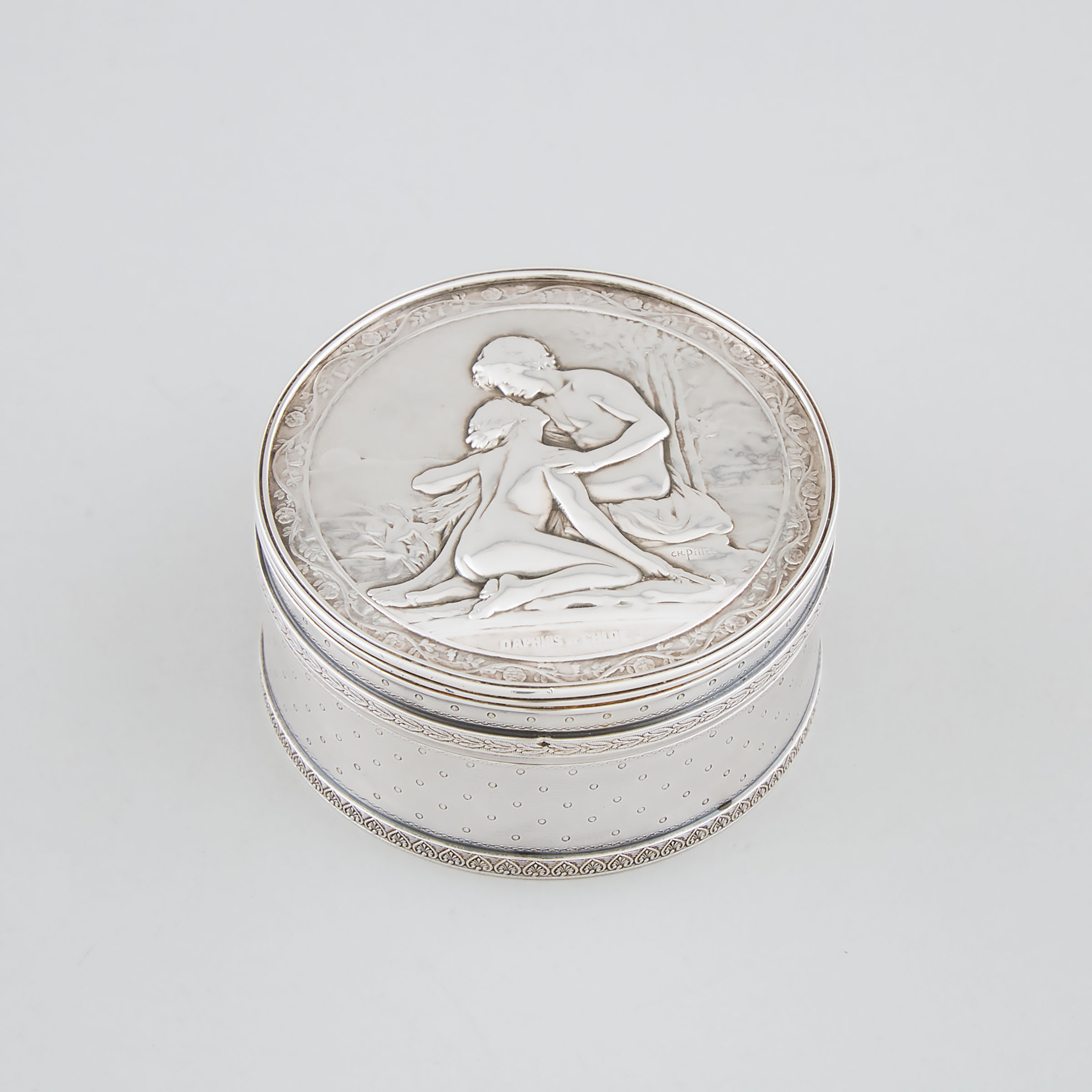 French Silver 'Daphnis et Chloe' Round Box, Charles Pillet, Paris, c.1900